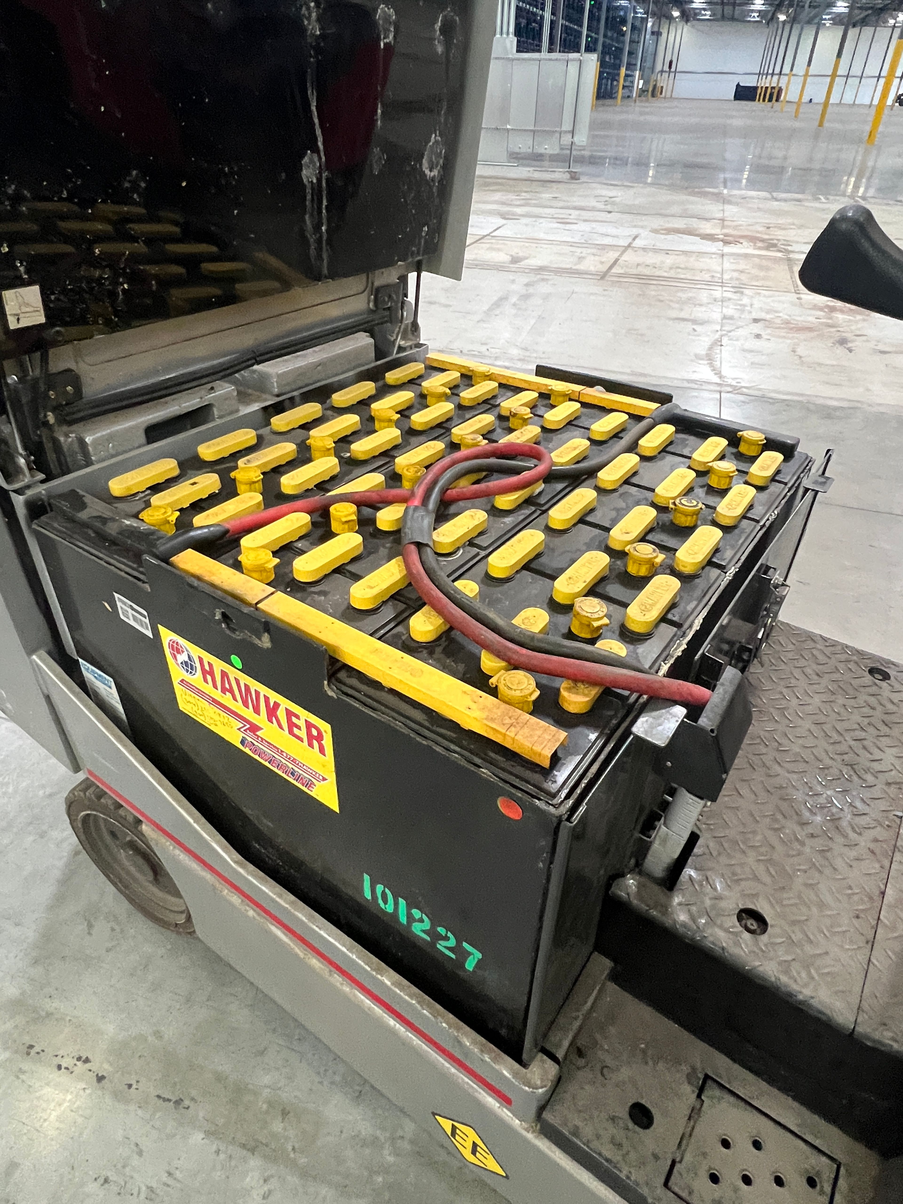 Battery - 36 Volt - Hawker - 2 - Document 3