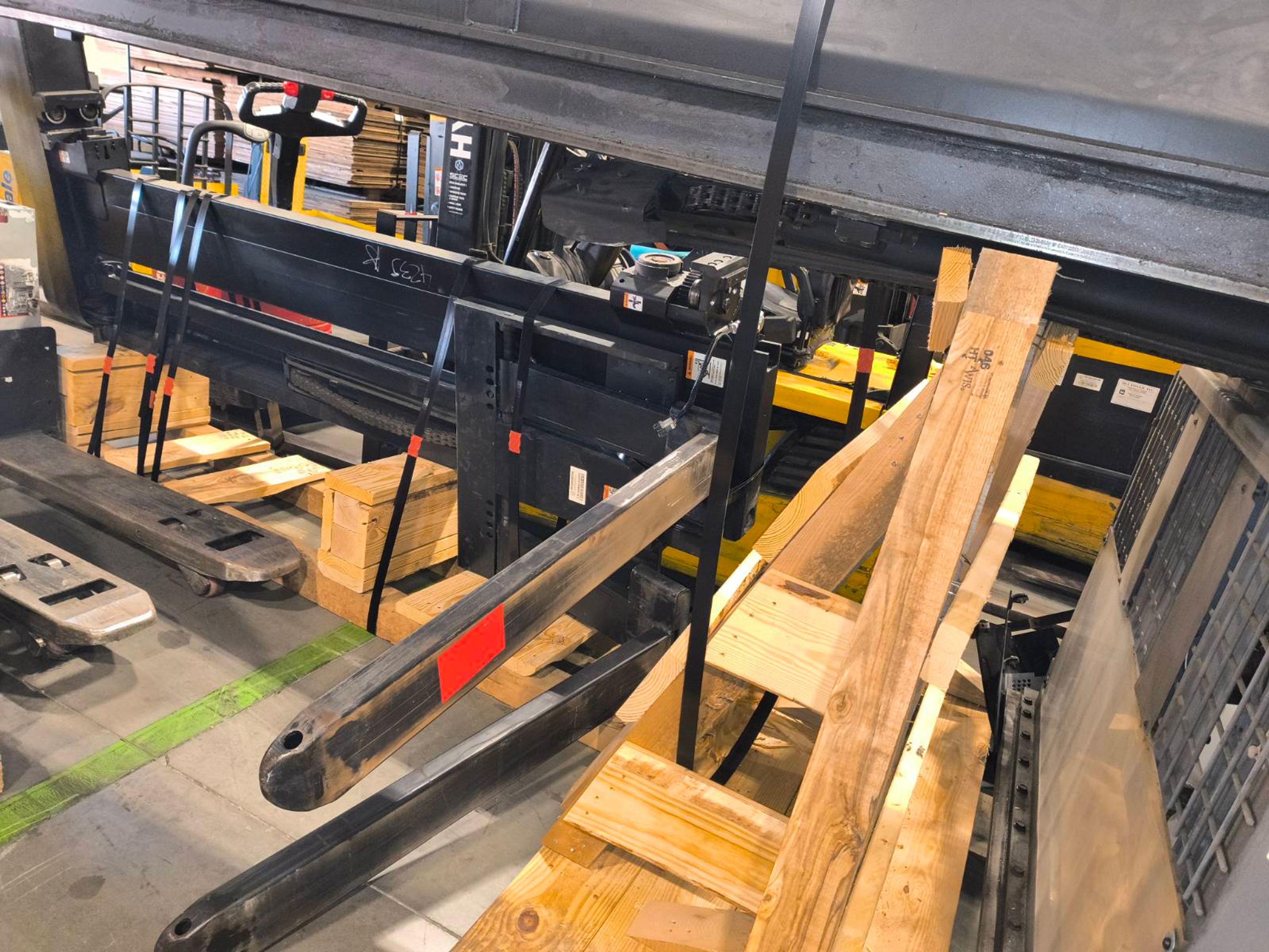 Crown TSP Turret Truck - Document 3