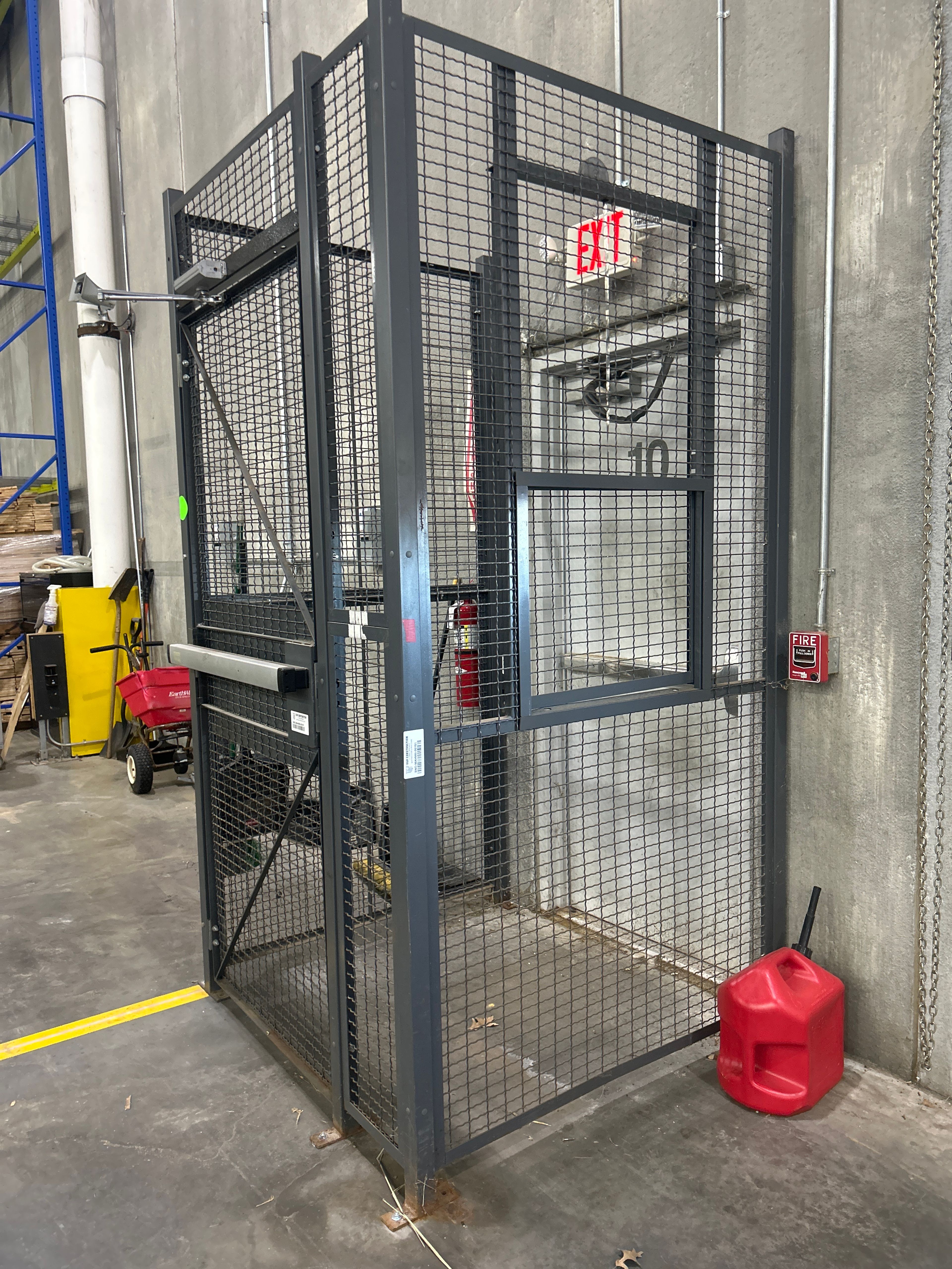 Drivers Cage