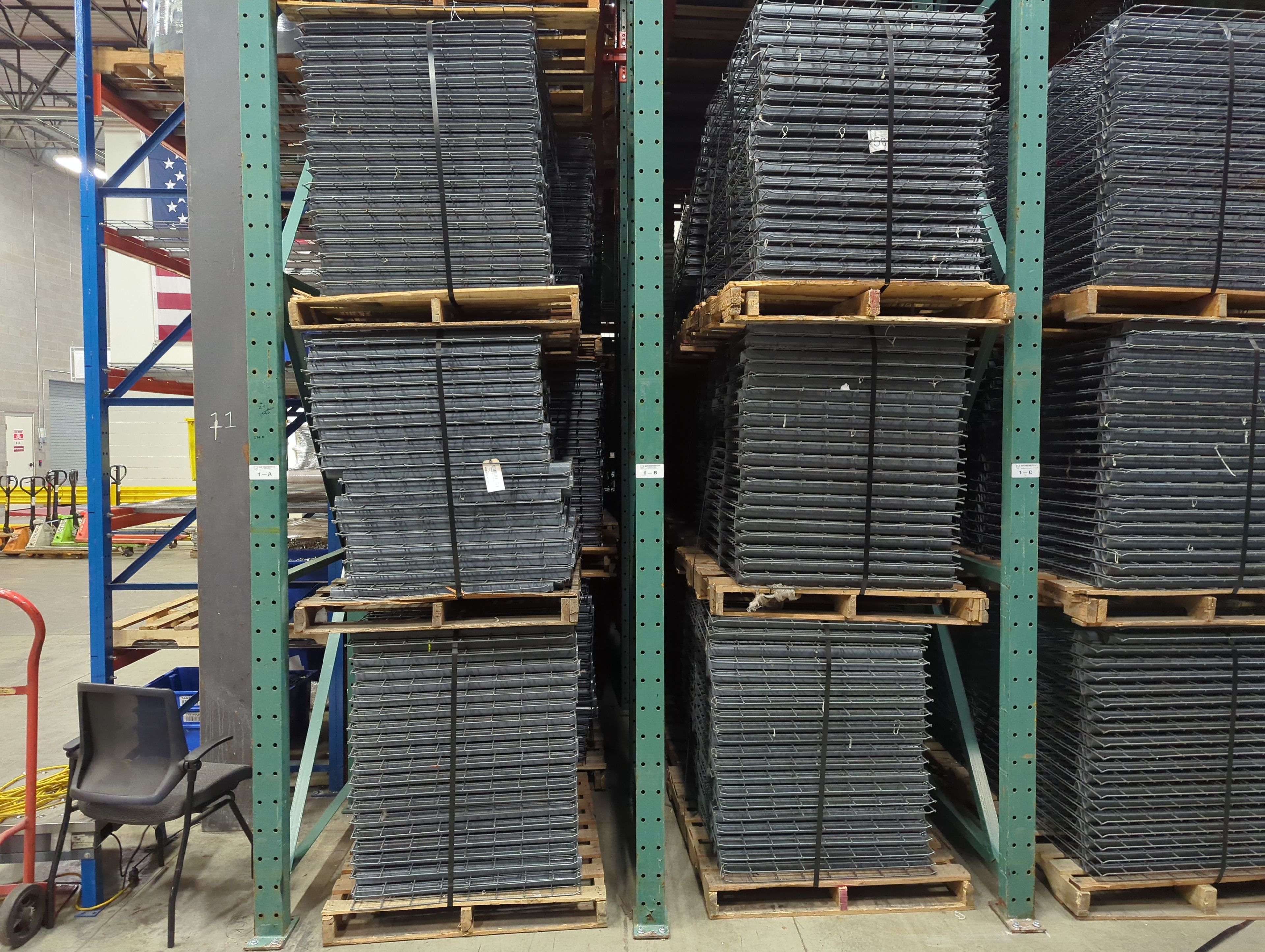 Wire Deck - 36" x 46"  - Inside Waterfall