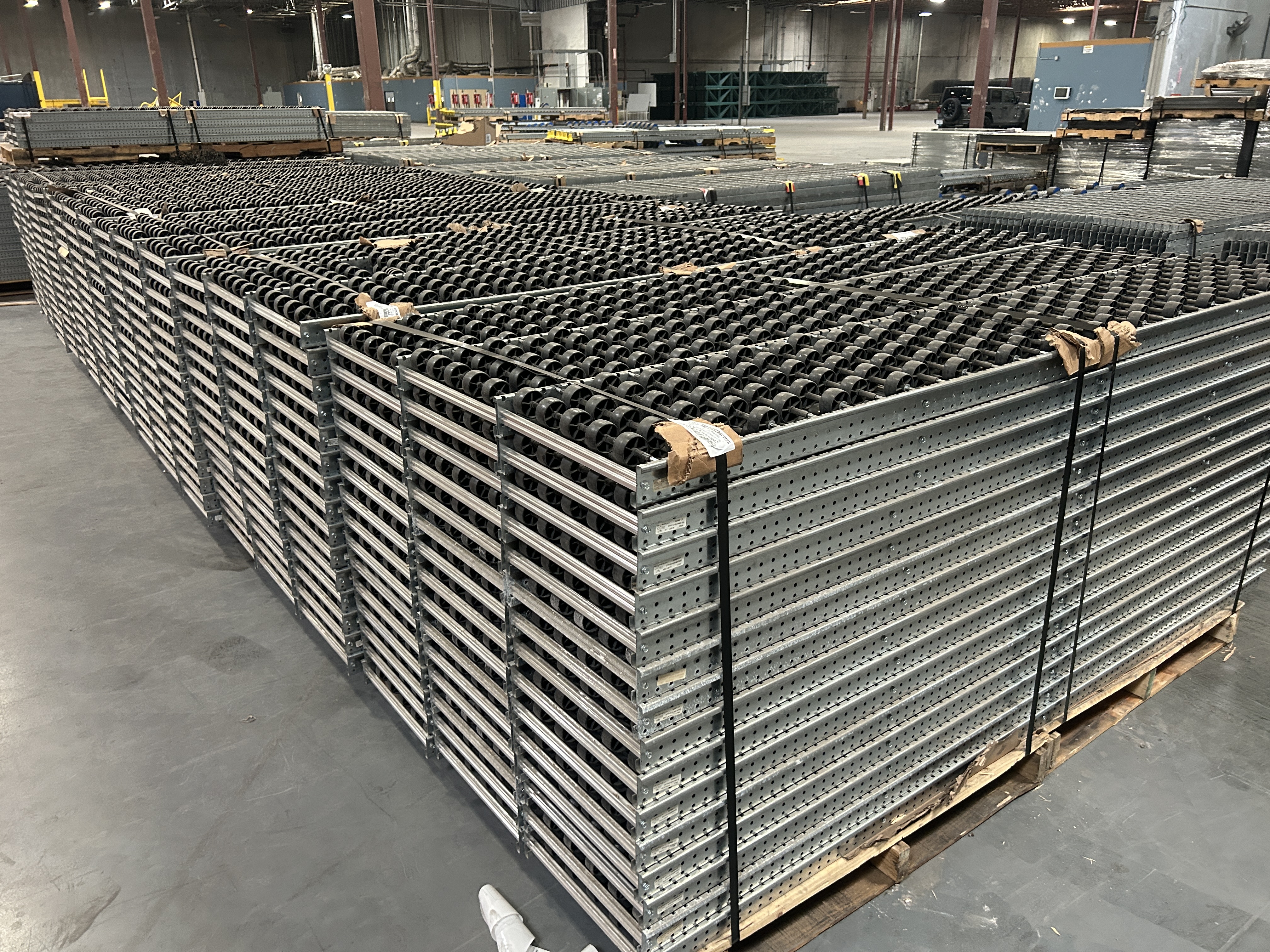 Carton Flow - 90" x 16"