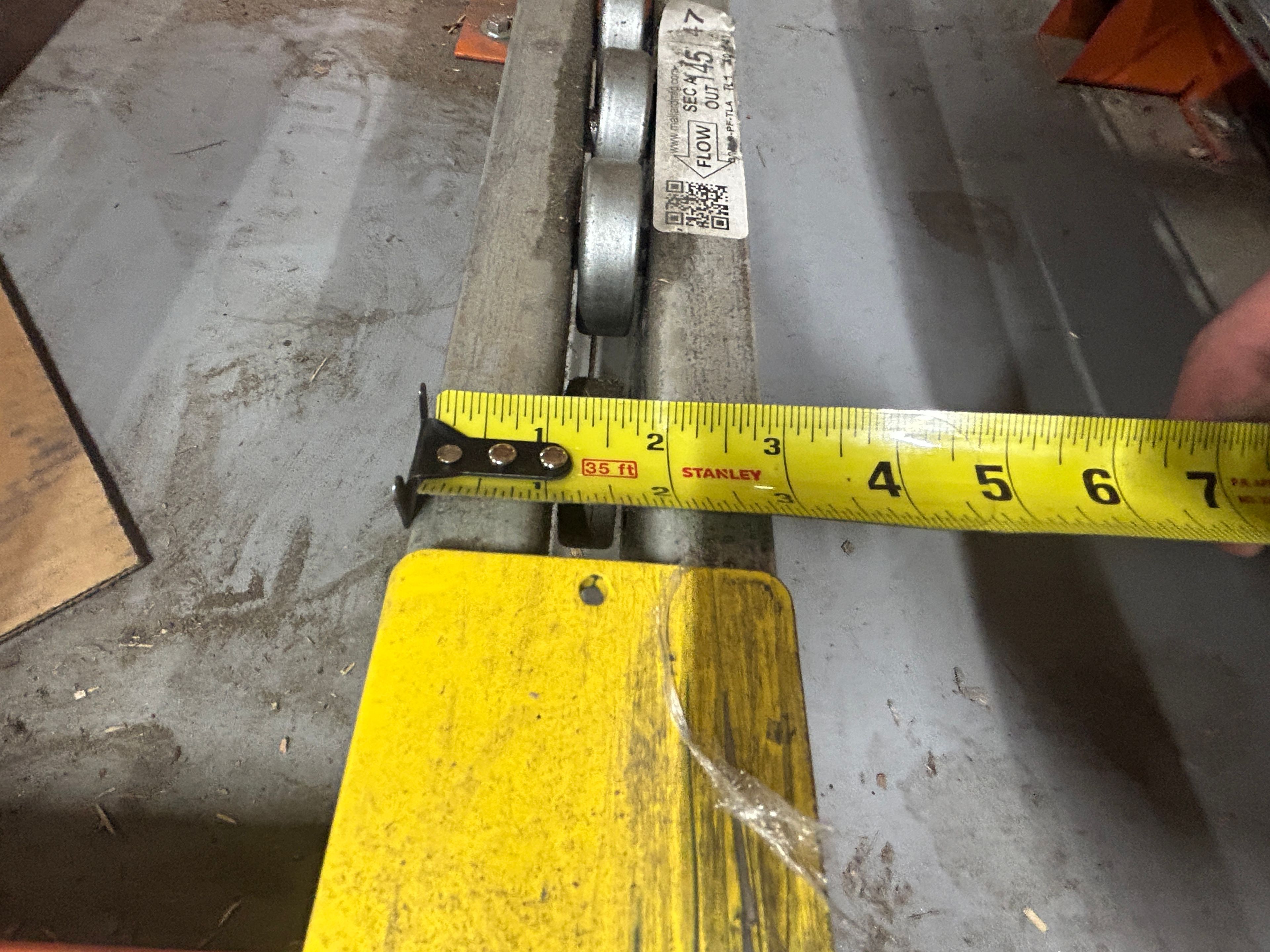 Pallet Flow - 246" x 3" - Sing - Document 3