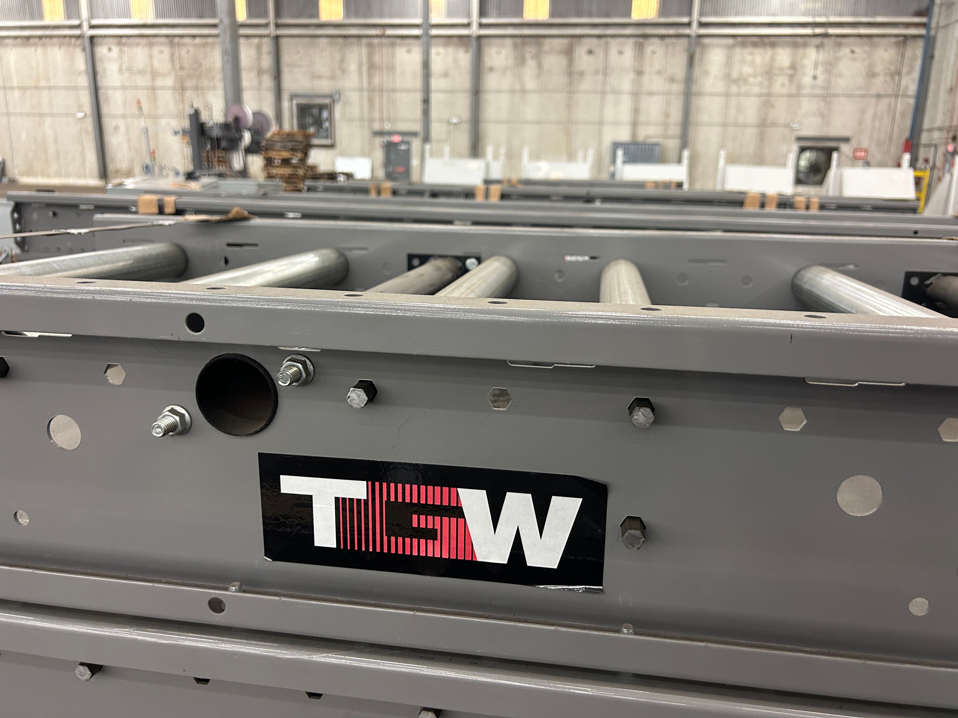 TGW Powered Conveyor Bed - 4' - Document 2