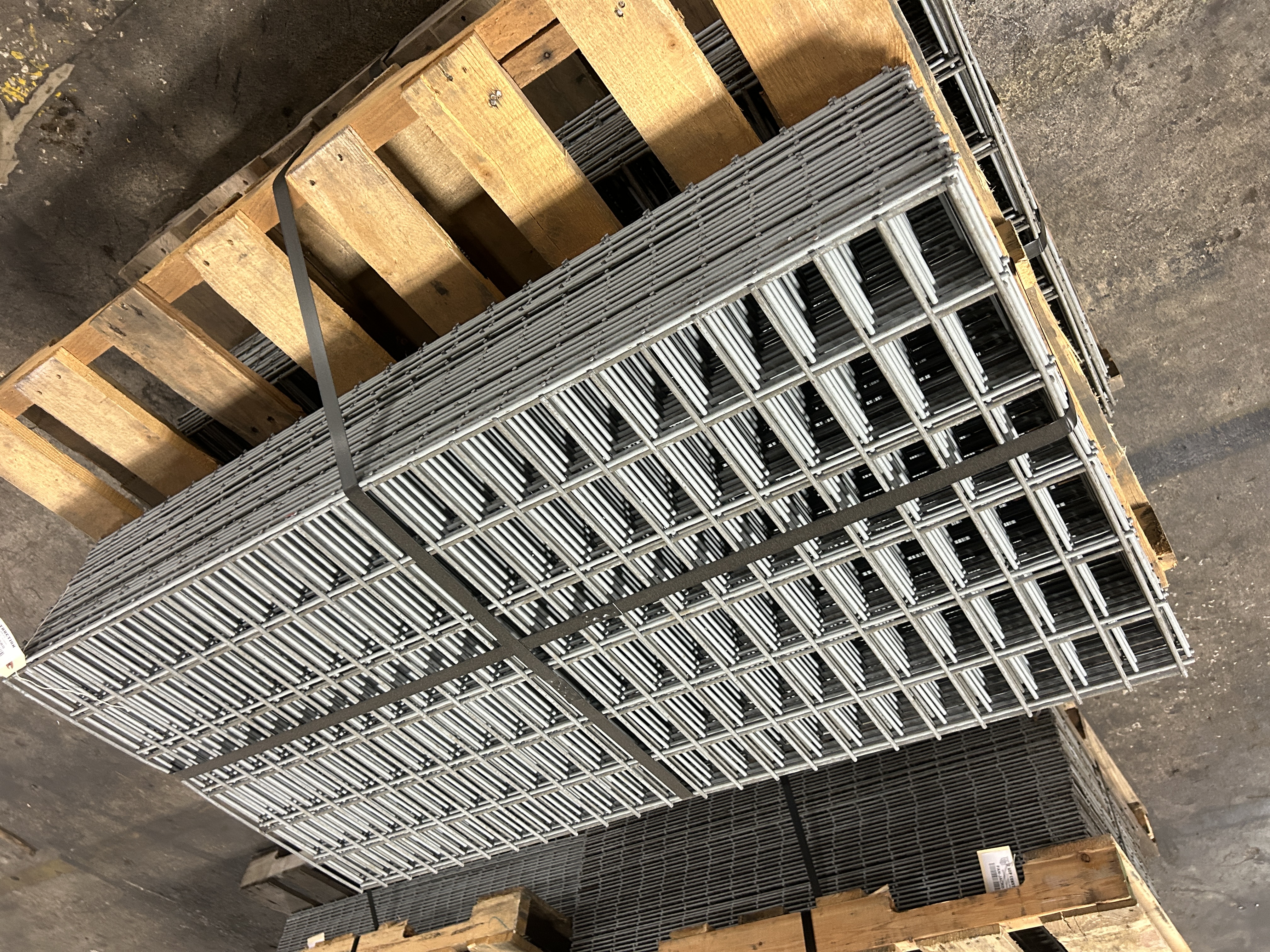 Riveted Shelving - Wire Deck