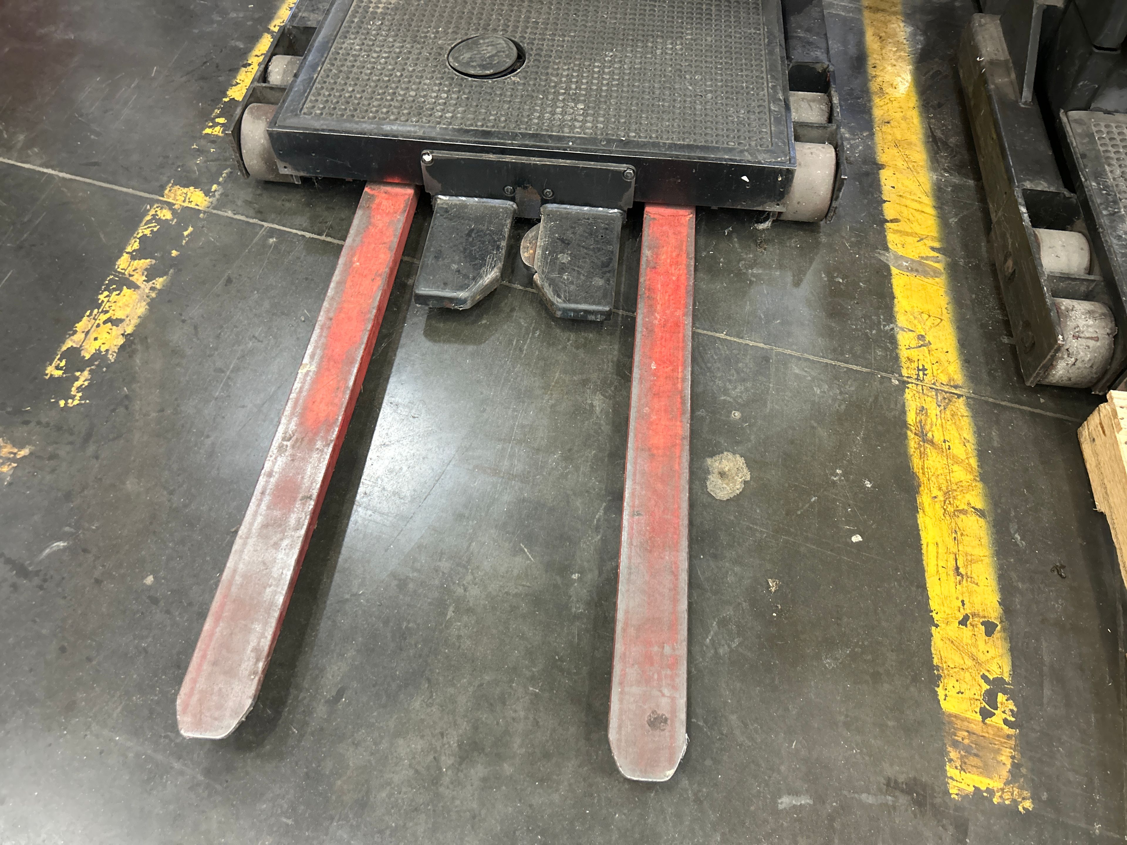 Raymond Order Picker - Document 3