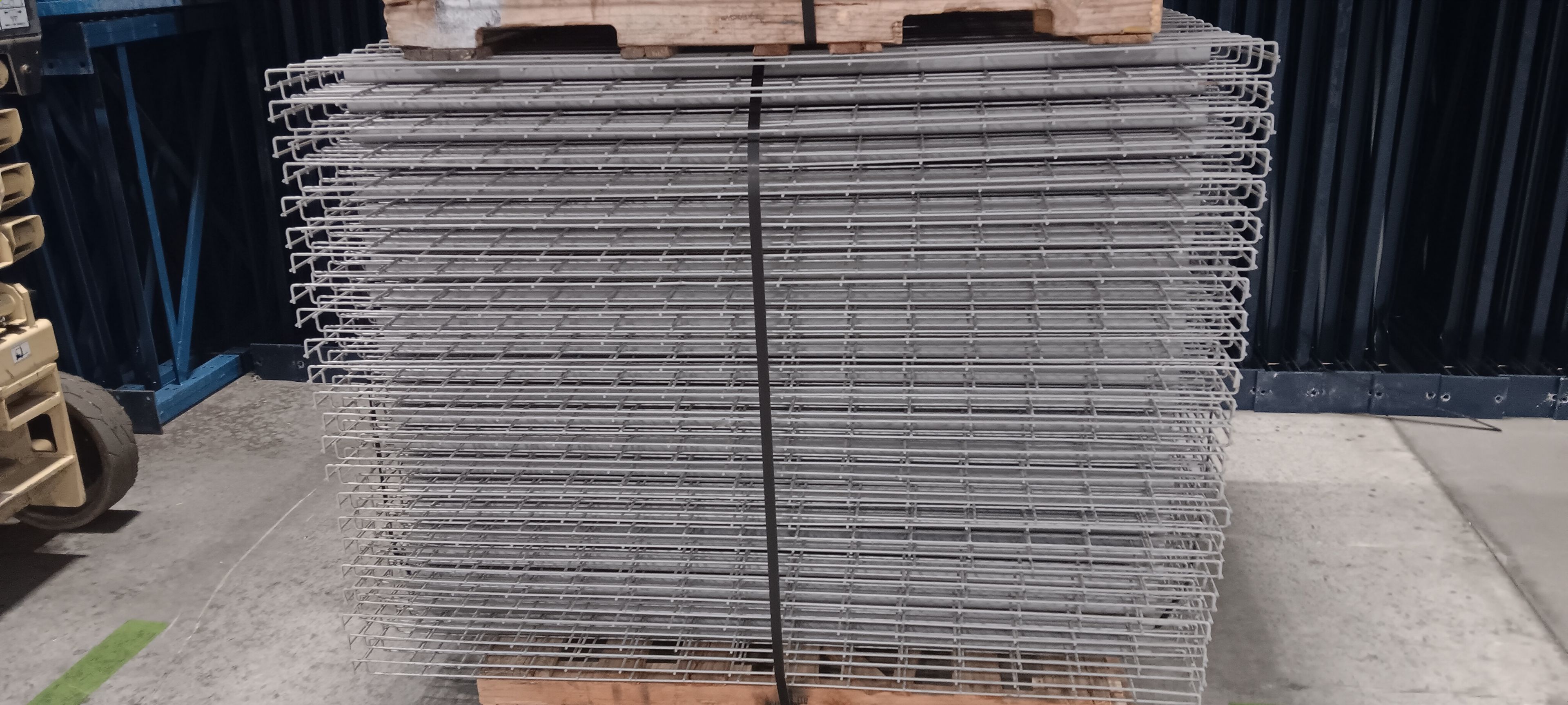 Wire Deck - 60" x 46" - Outside Waterfall - Document 3