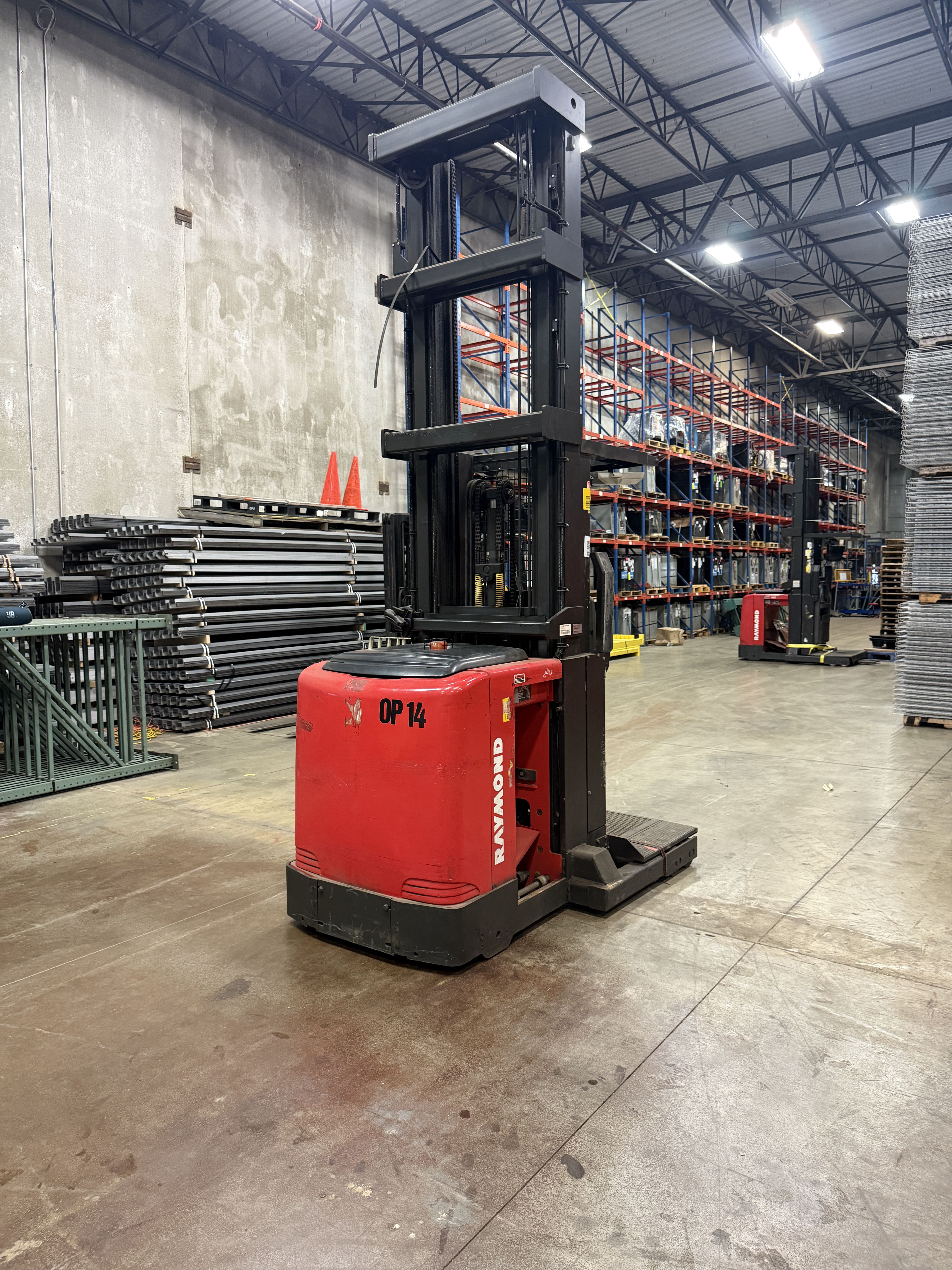 Raymond Order Picker - Wire Guided - Document 4