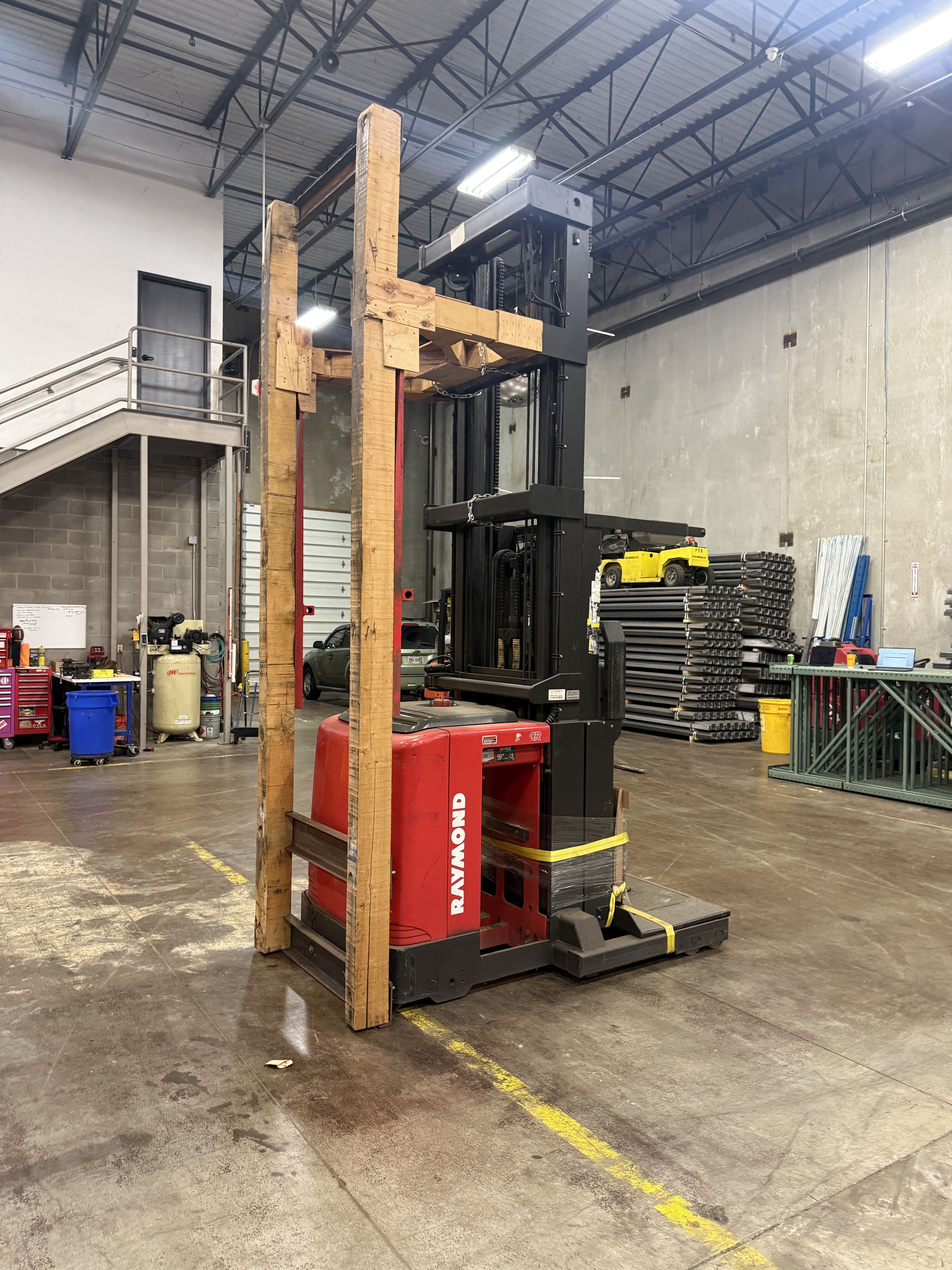 Raymond Order Picker - Wire Guided - Document 12