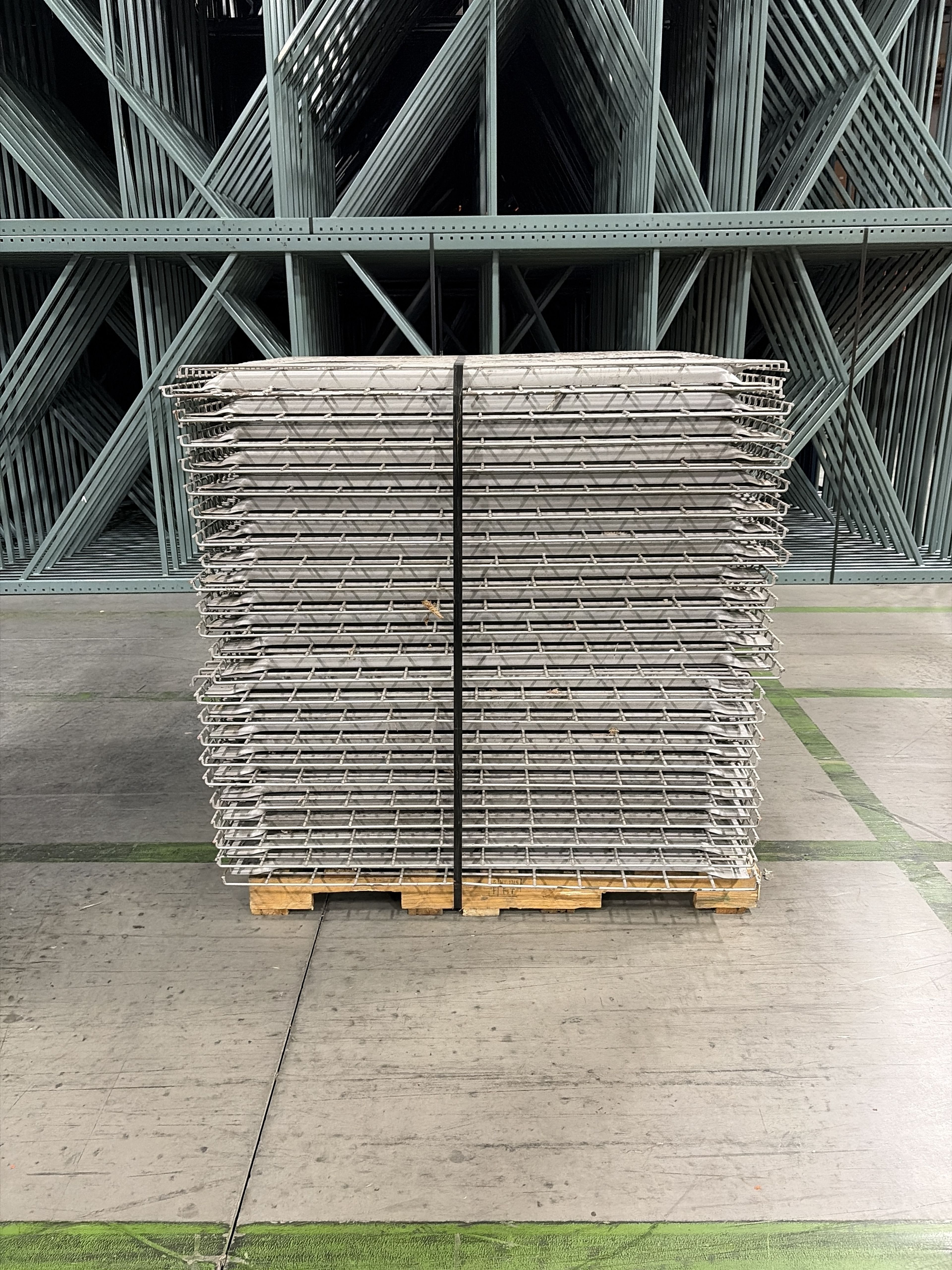 Wire Deck - 48" x 46" - Outside Waterfall - Flared - Document 5