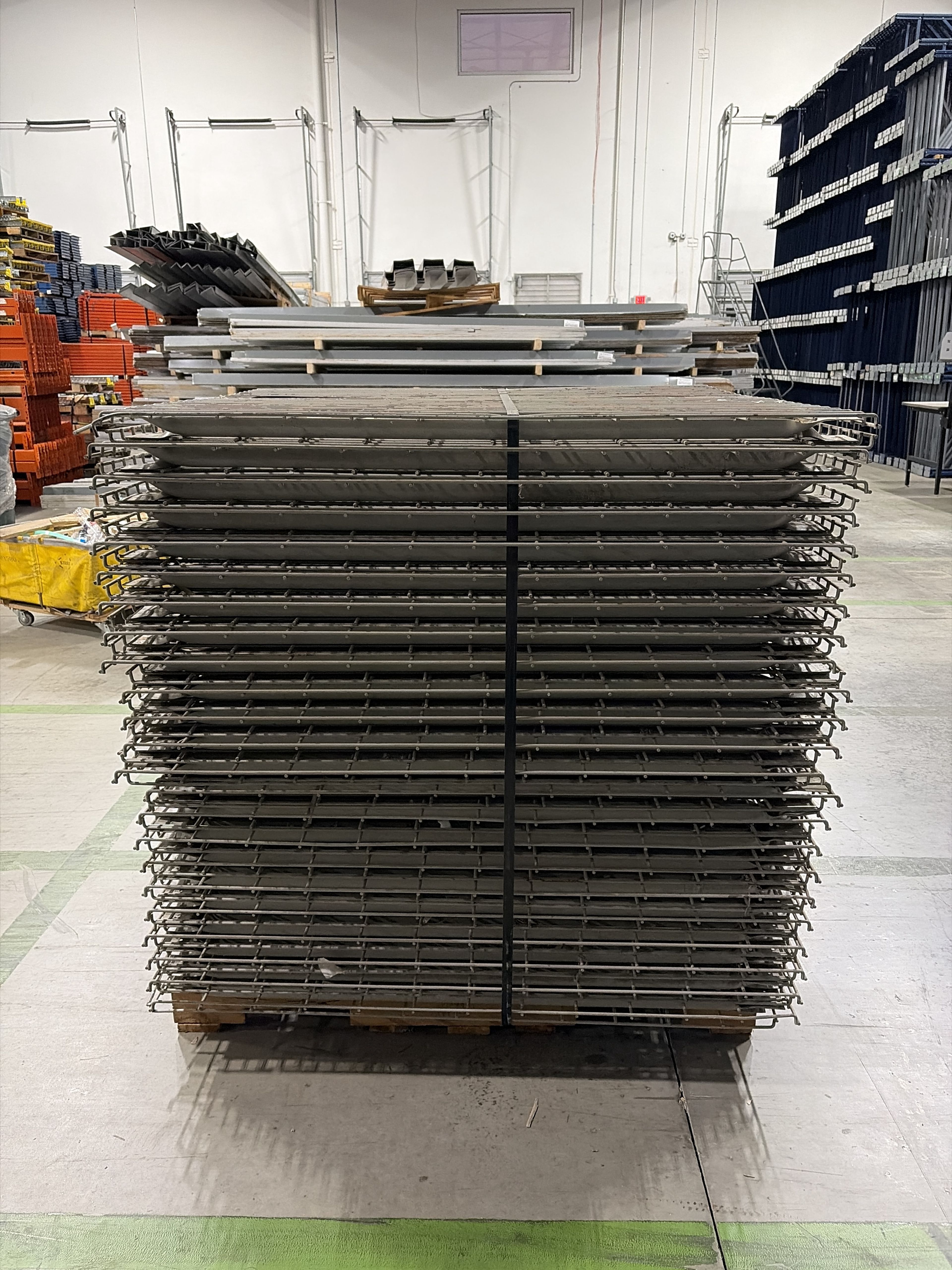 Wire Deck - 48" x 46" - Outside Waterfall - Flared - Document 7