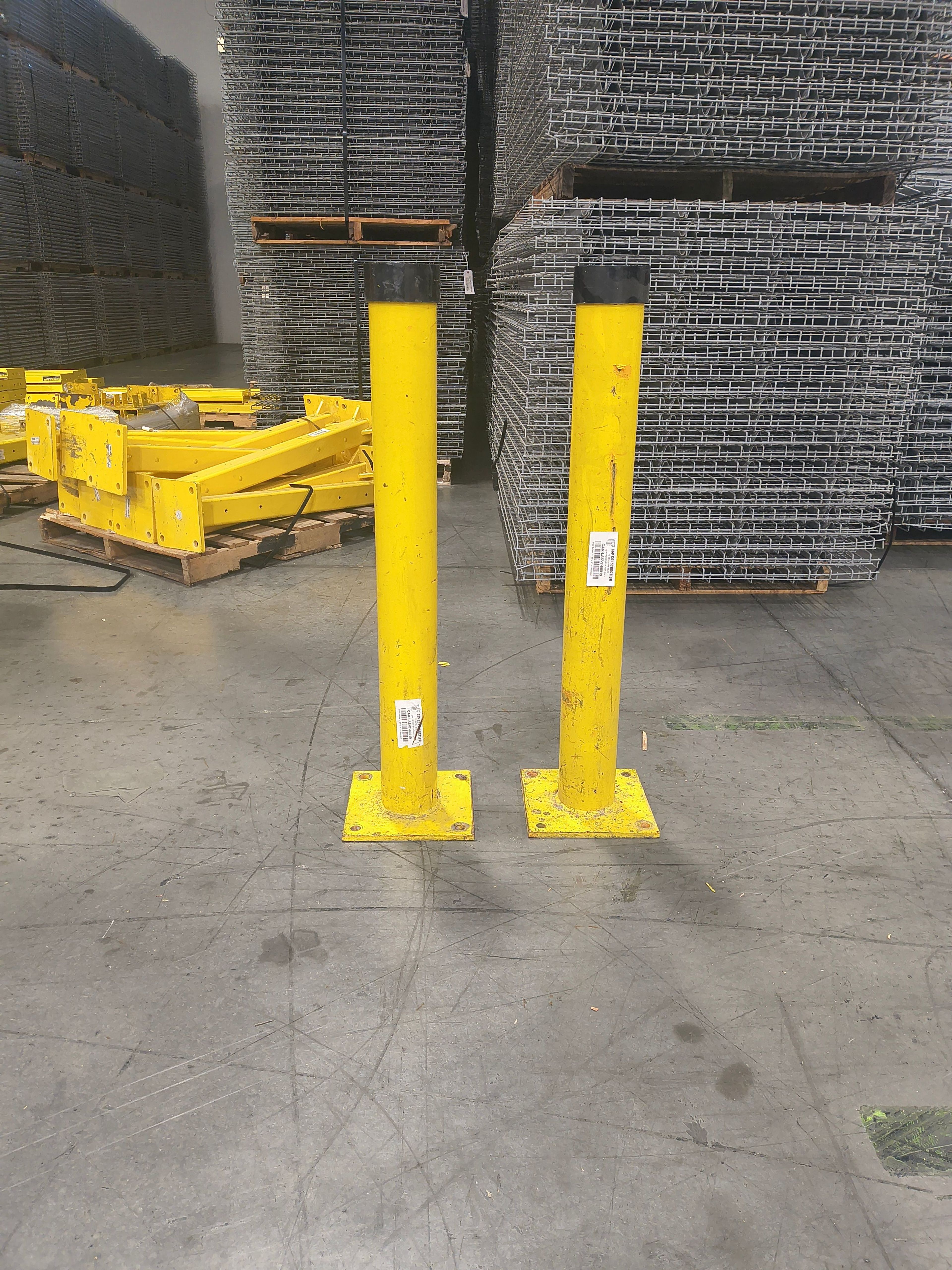 Post Bollard - 40" x 5" - Roun - Document 4