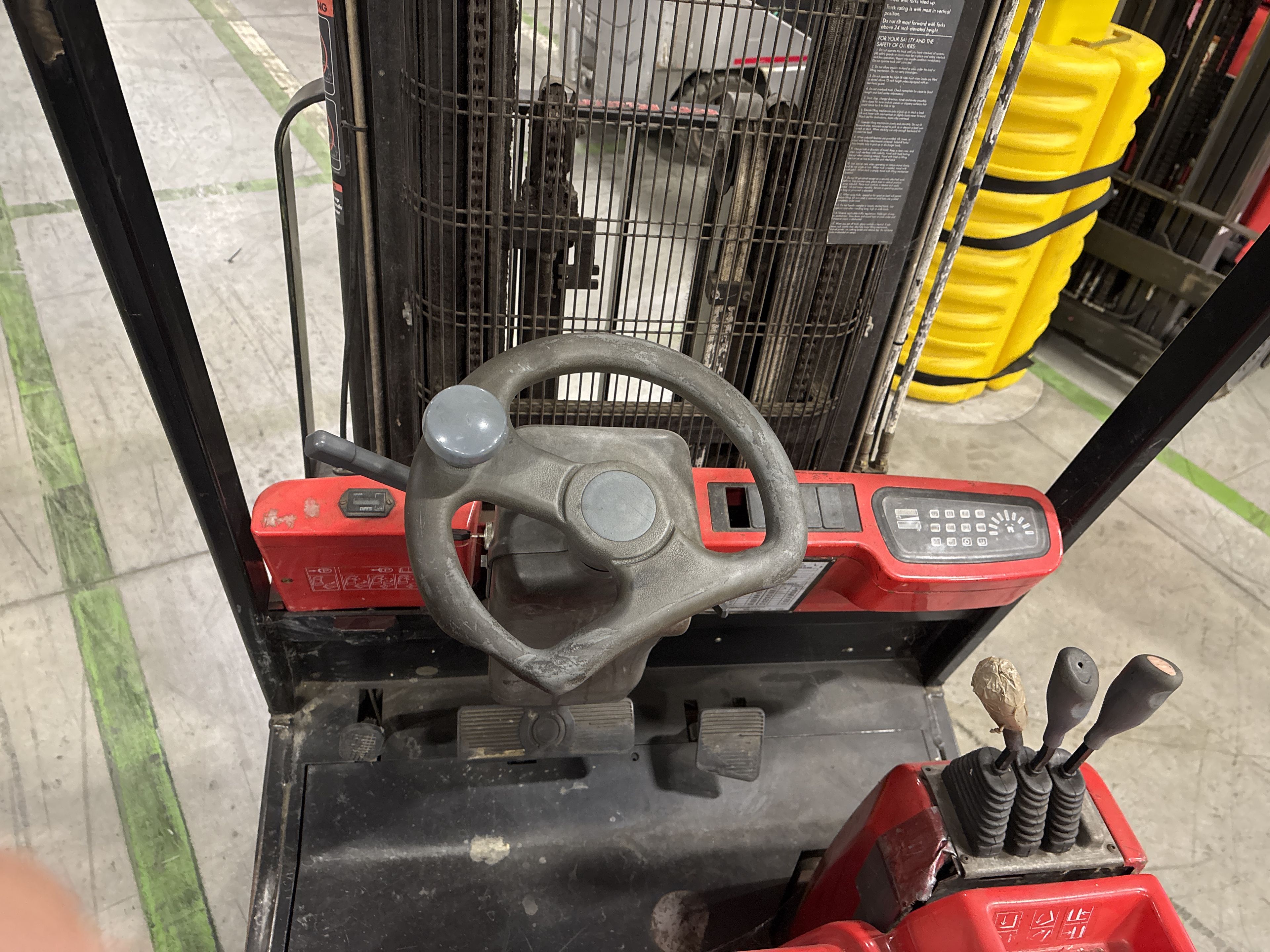 Forklift - Raymond Sit Down Co - Document 9