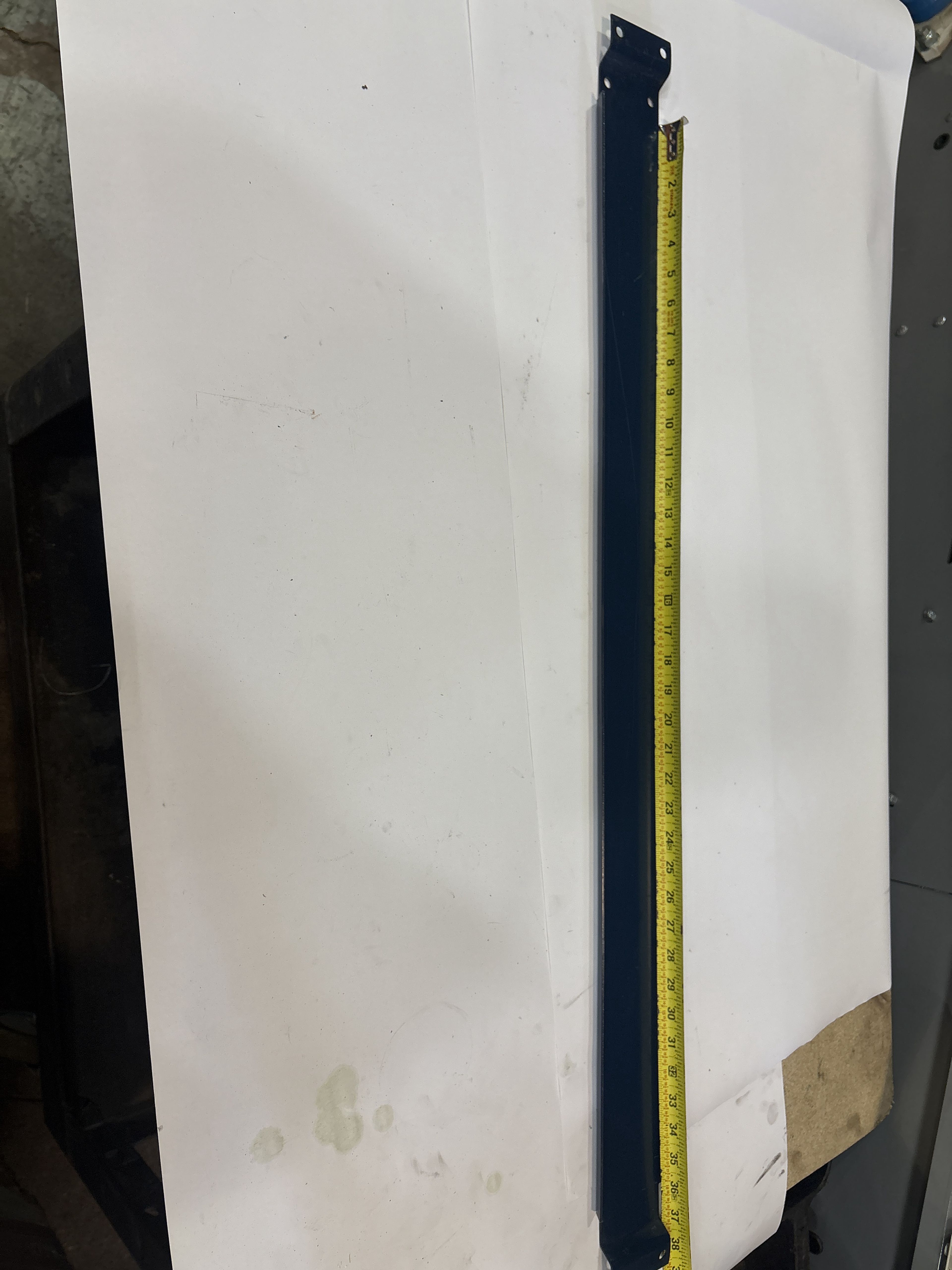 Row Spacer - 36" x 3" - Document 7