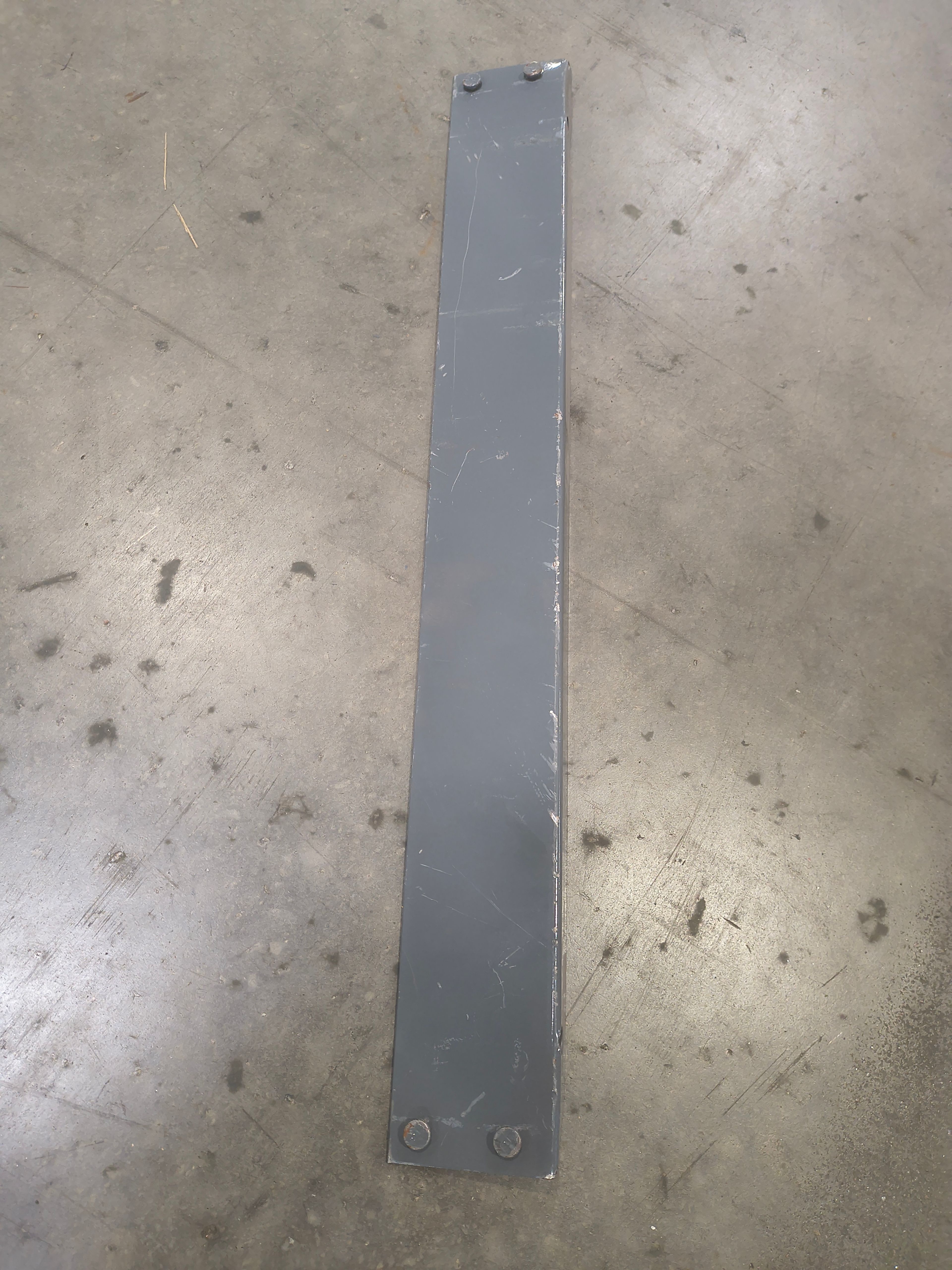 Riveted Shelving - Side Beams 2.75" x 24"