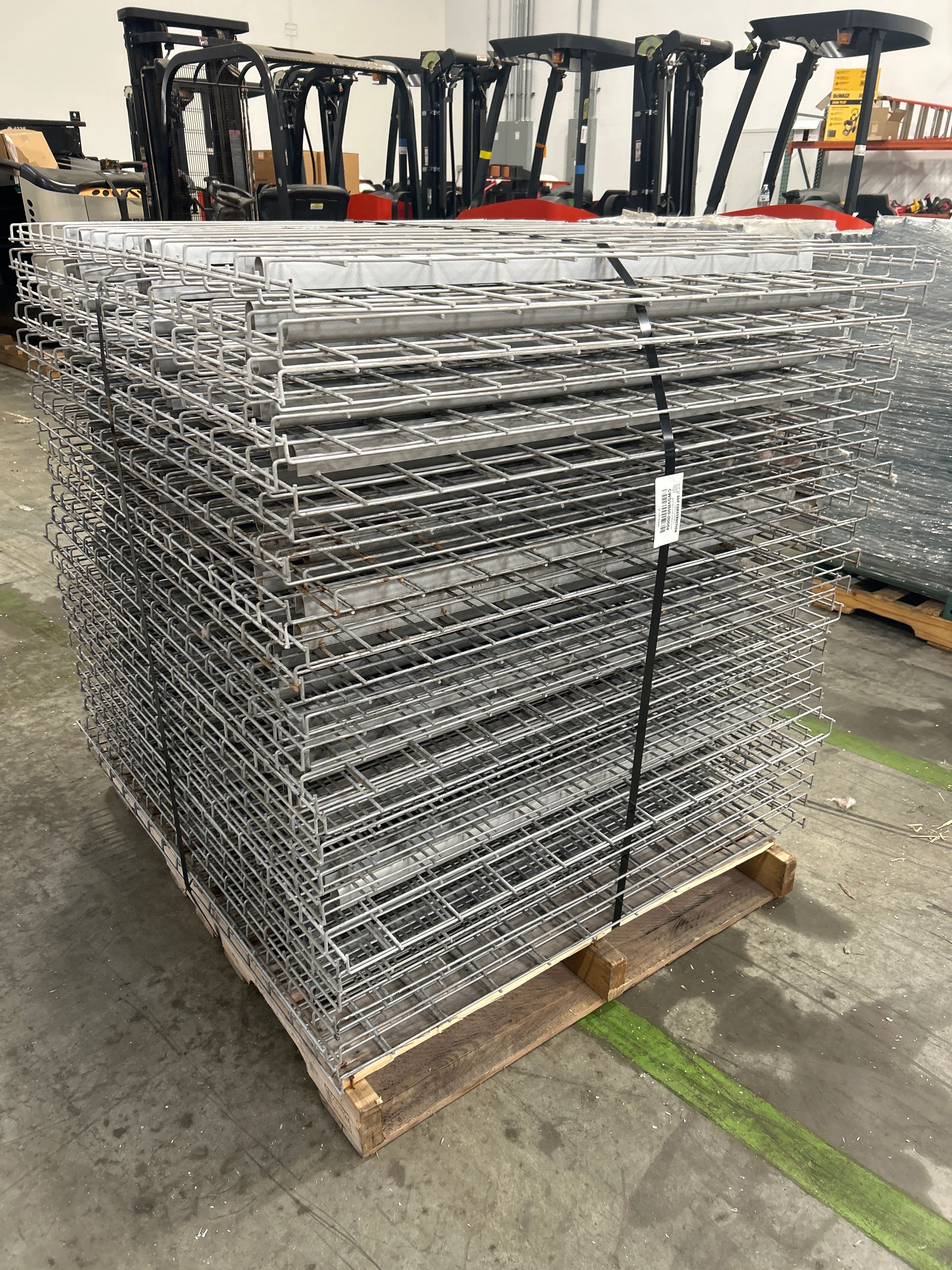 Wire Deck - 42" x 46" - Outside Waterfall