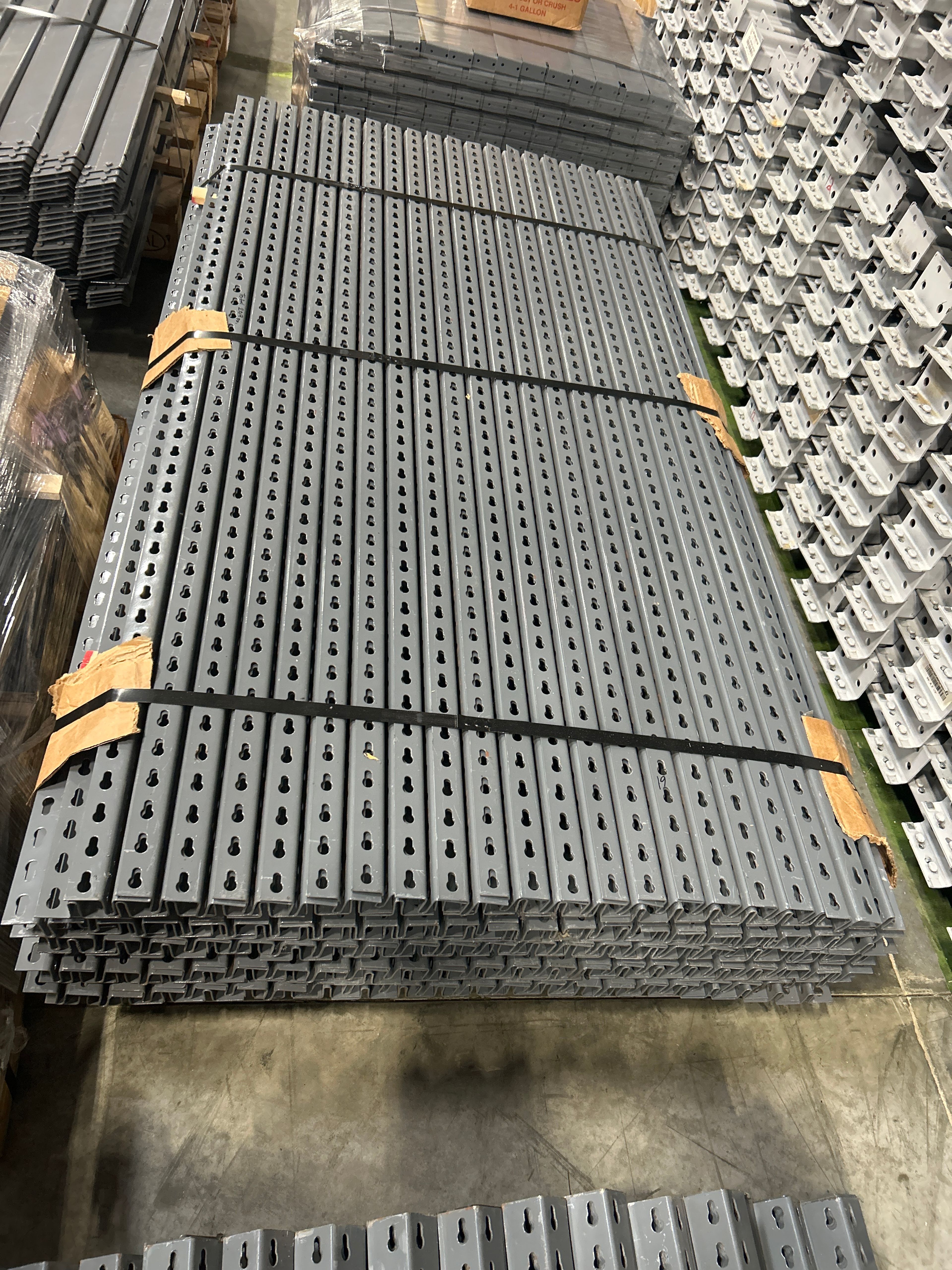 Rivet Shelving T-Post 72"
