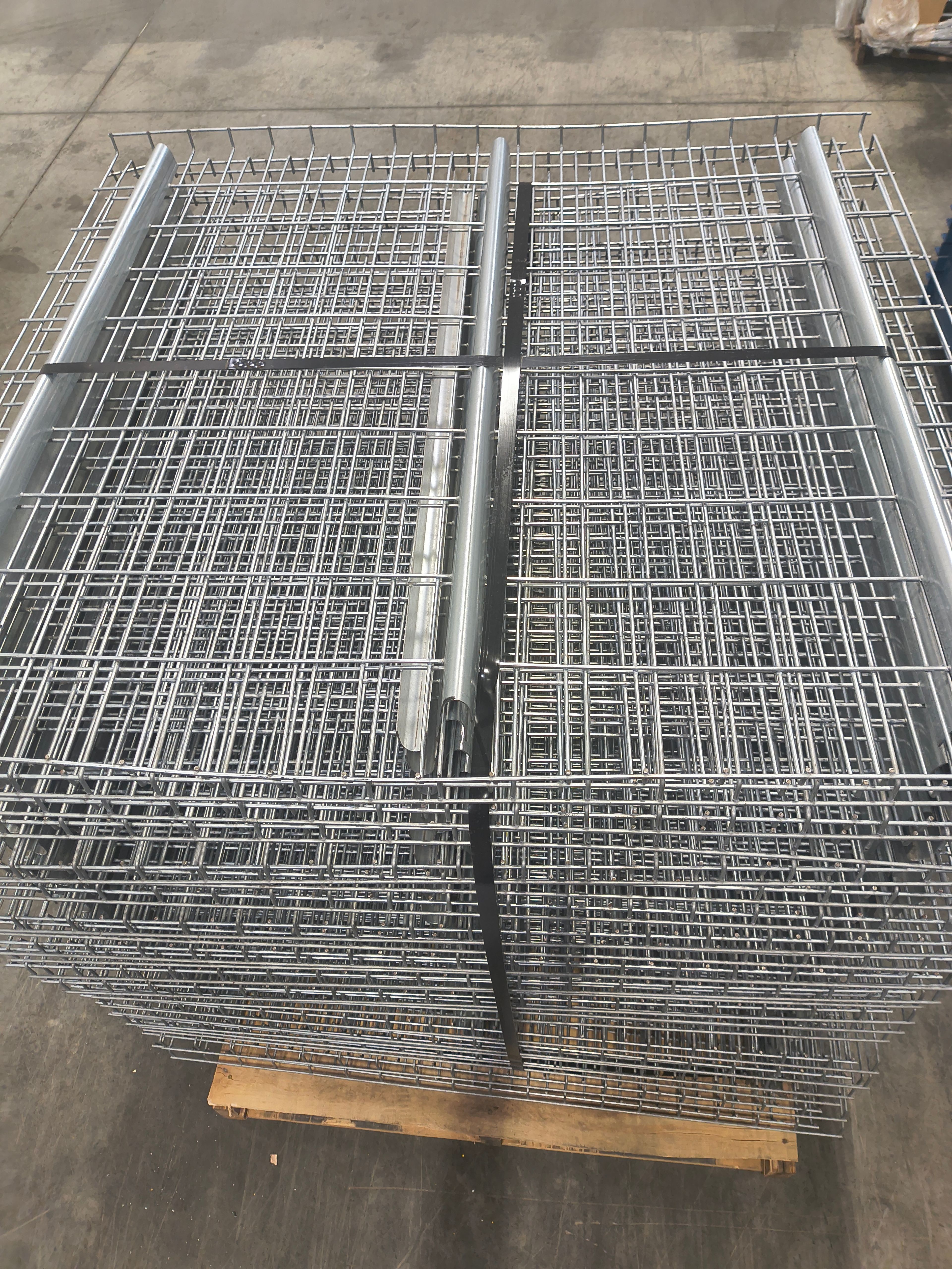 Wire Deck - 42" x 46 " Outside Waterfall 