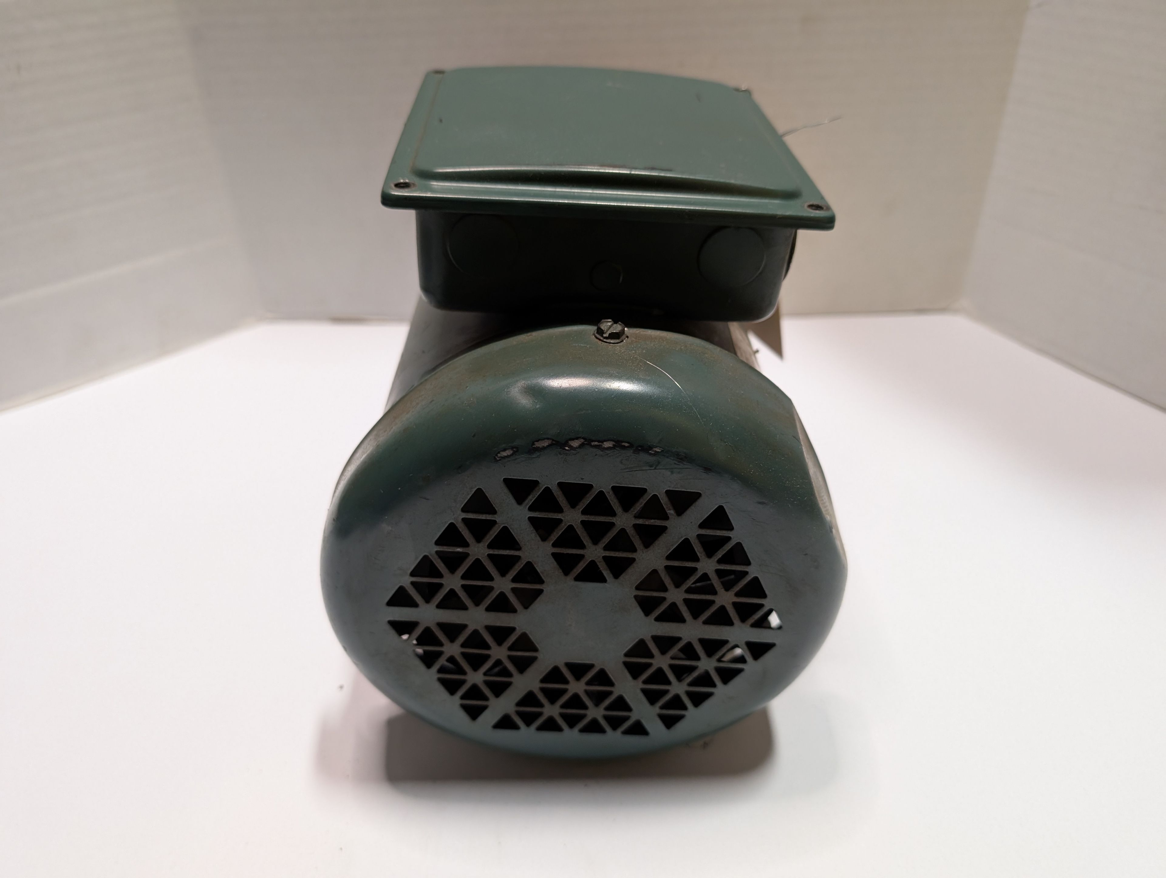 Baldor Reliance - 1 HP Electric Motor - VEUHM3546T - Document 2