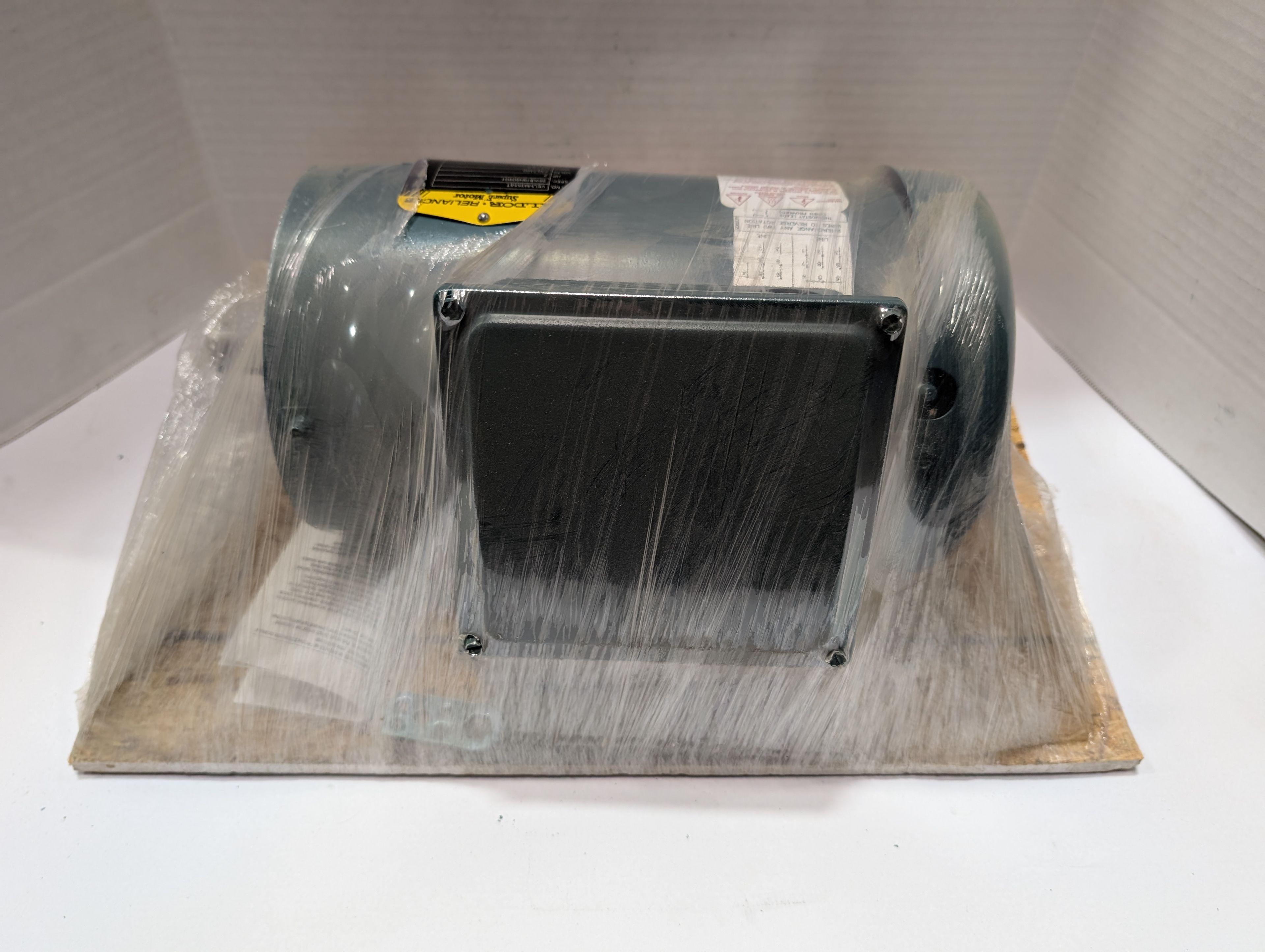 Baldor Reliance - 2 HP Electric Motor - VEUHM3558T - Document 4