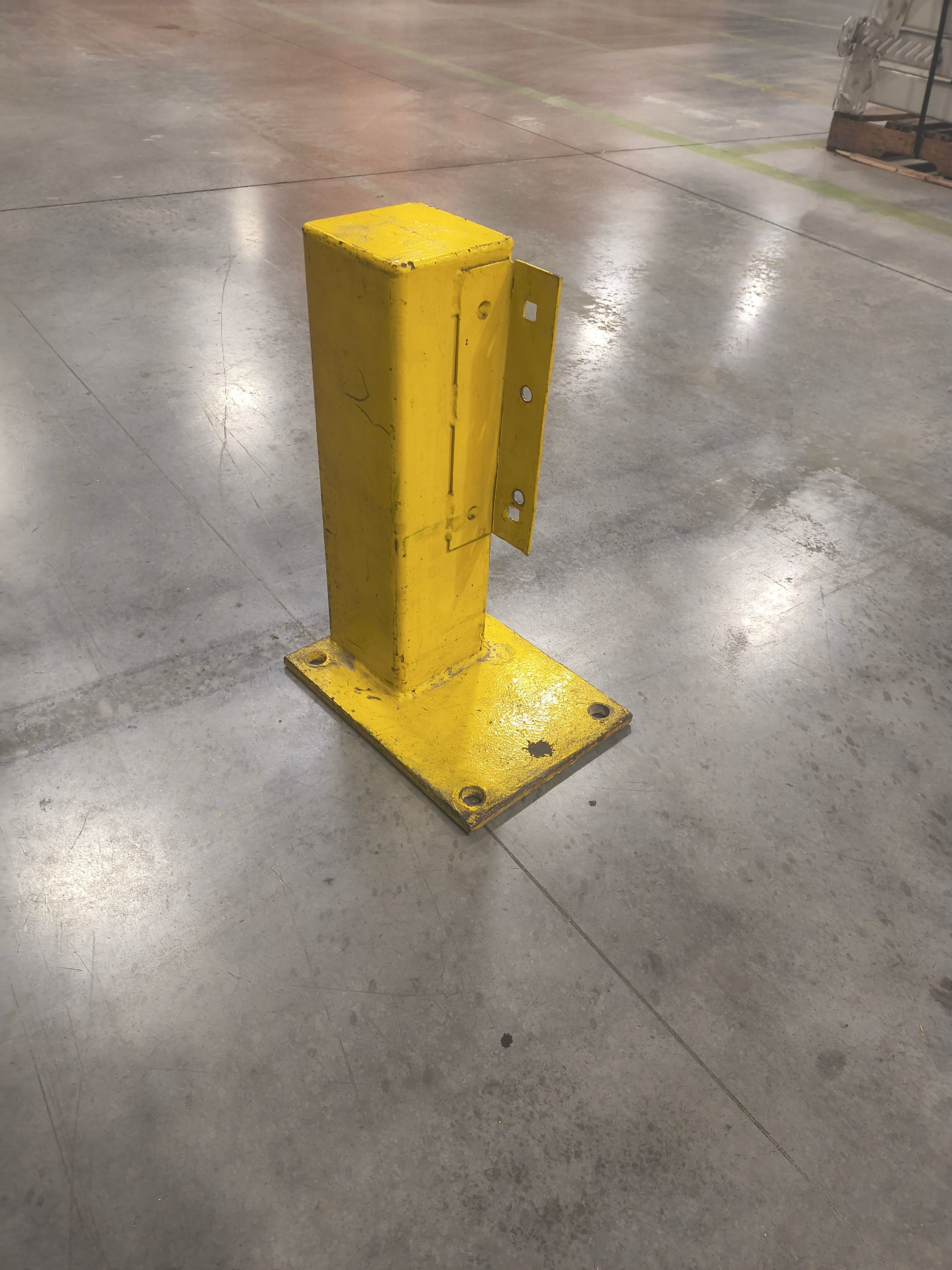 Safety Guardrail Post 18" x 5"