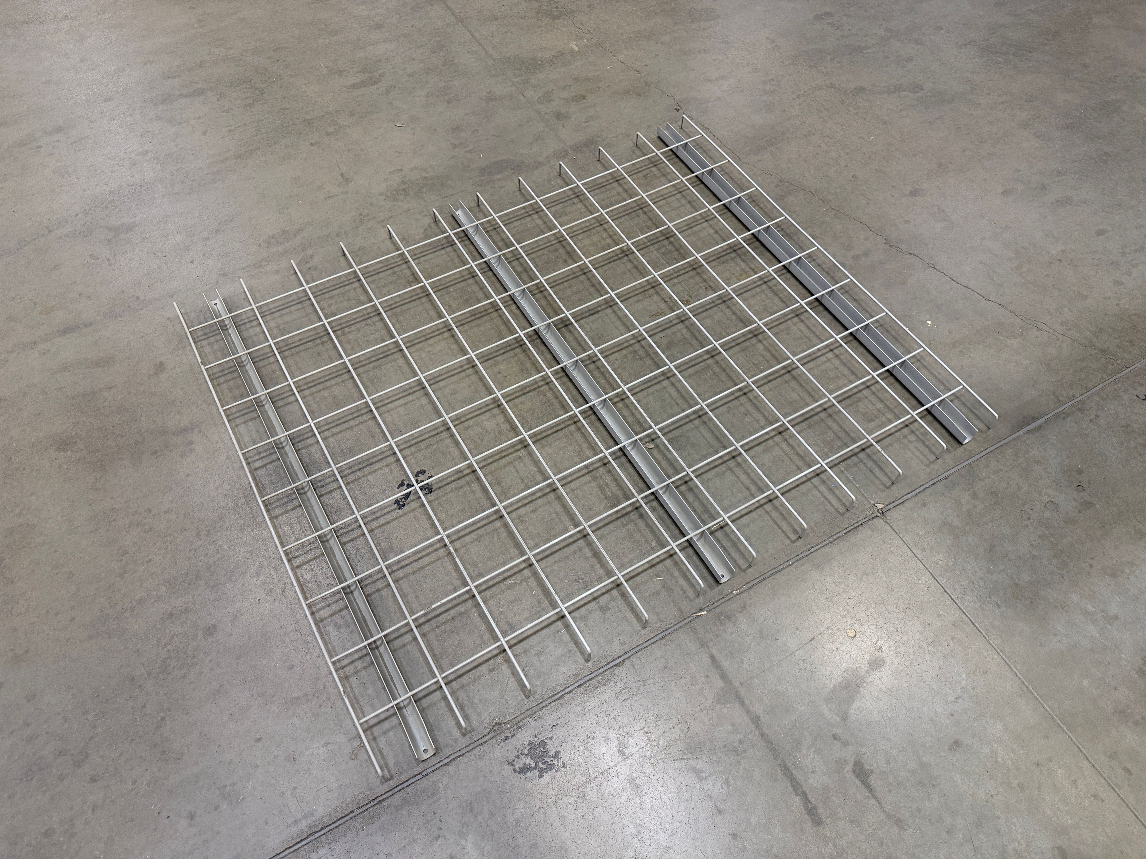 Wire Deck - 42" x 46" - Inside Waterfall - Document 8