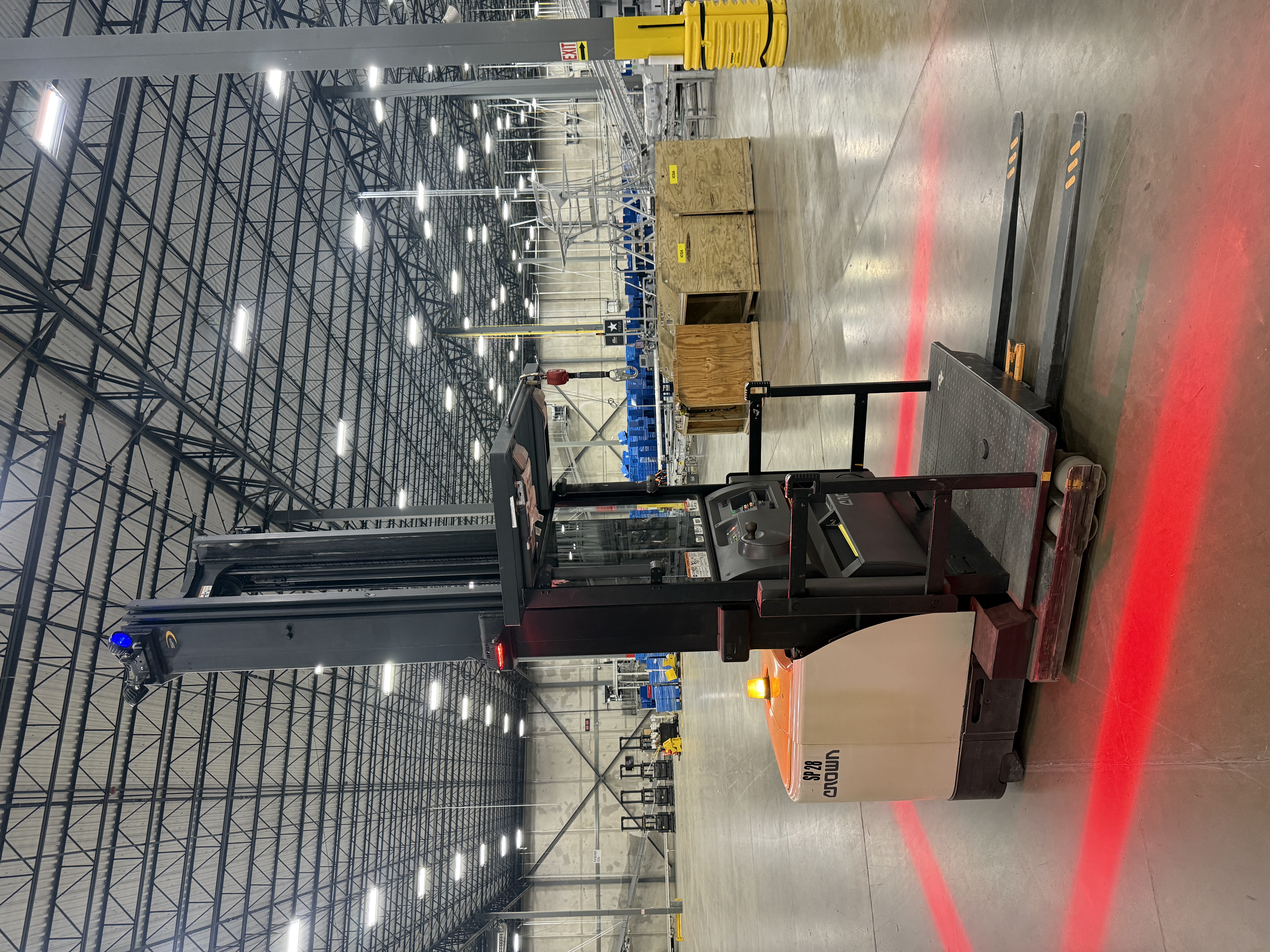 Crown Order Picker - SP-4000
