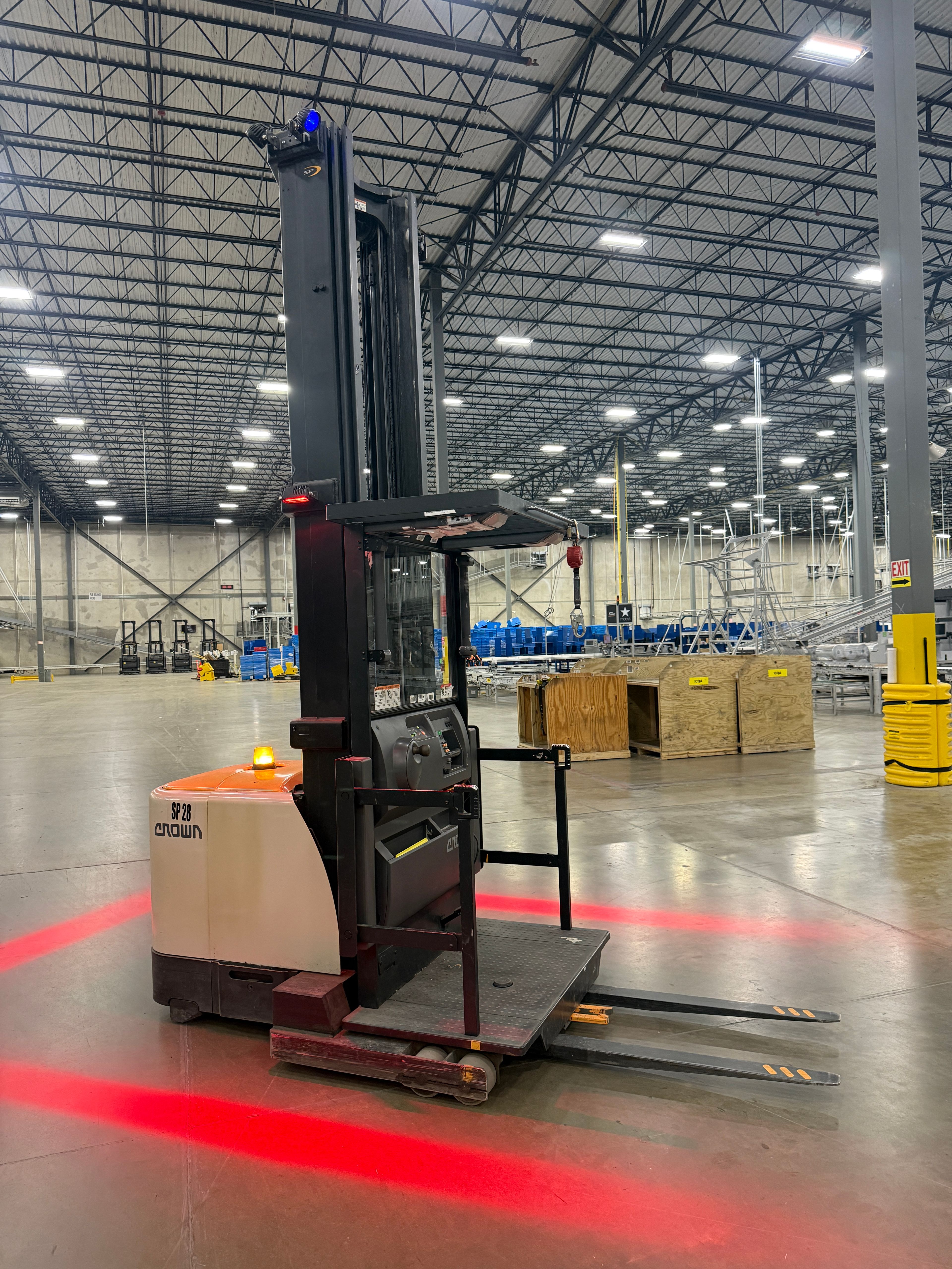 Crown Order Picker - SP-4000