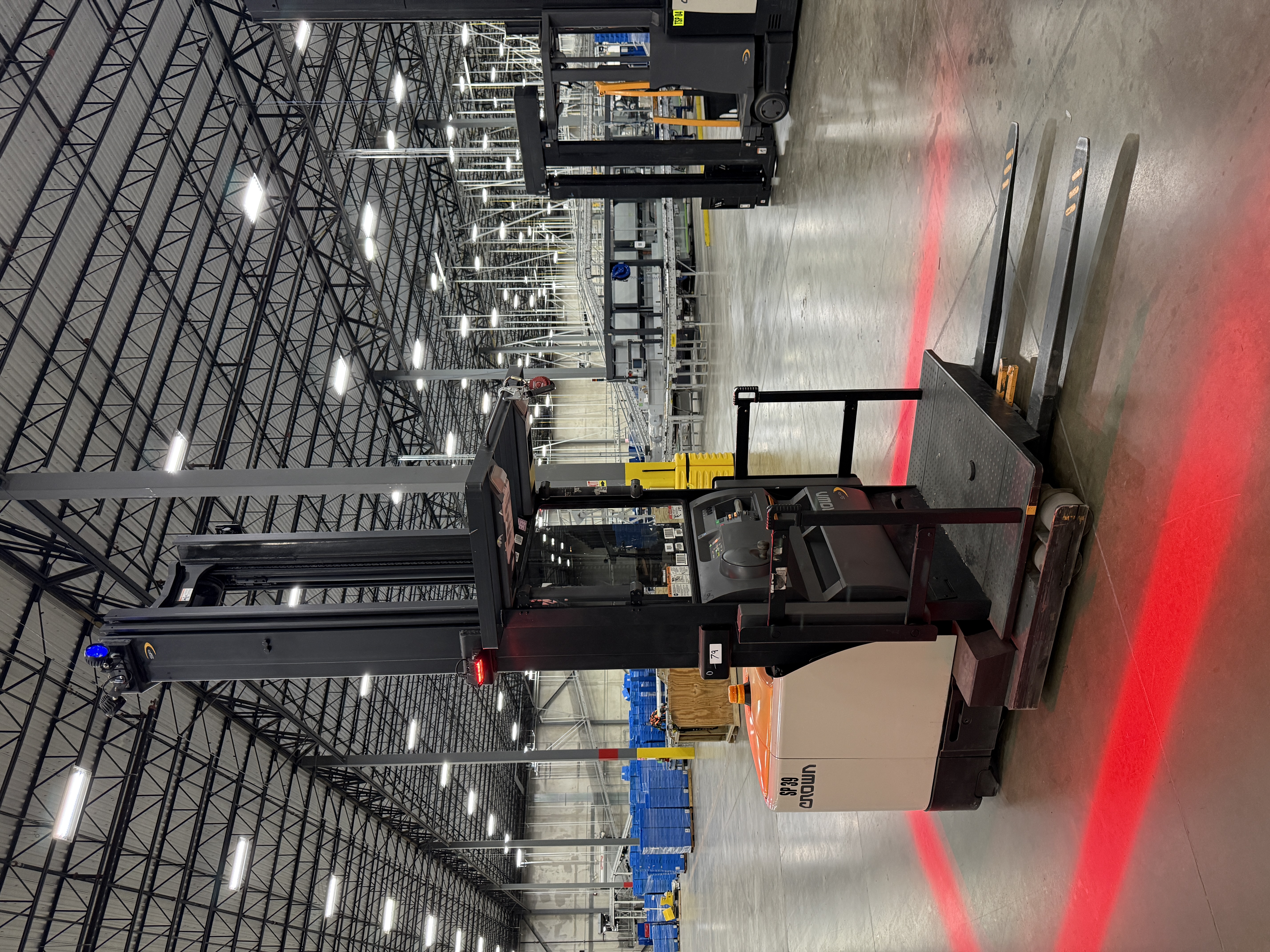 Crown Order Picker - SP-4000