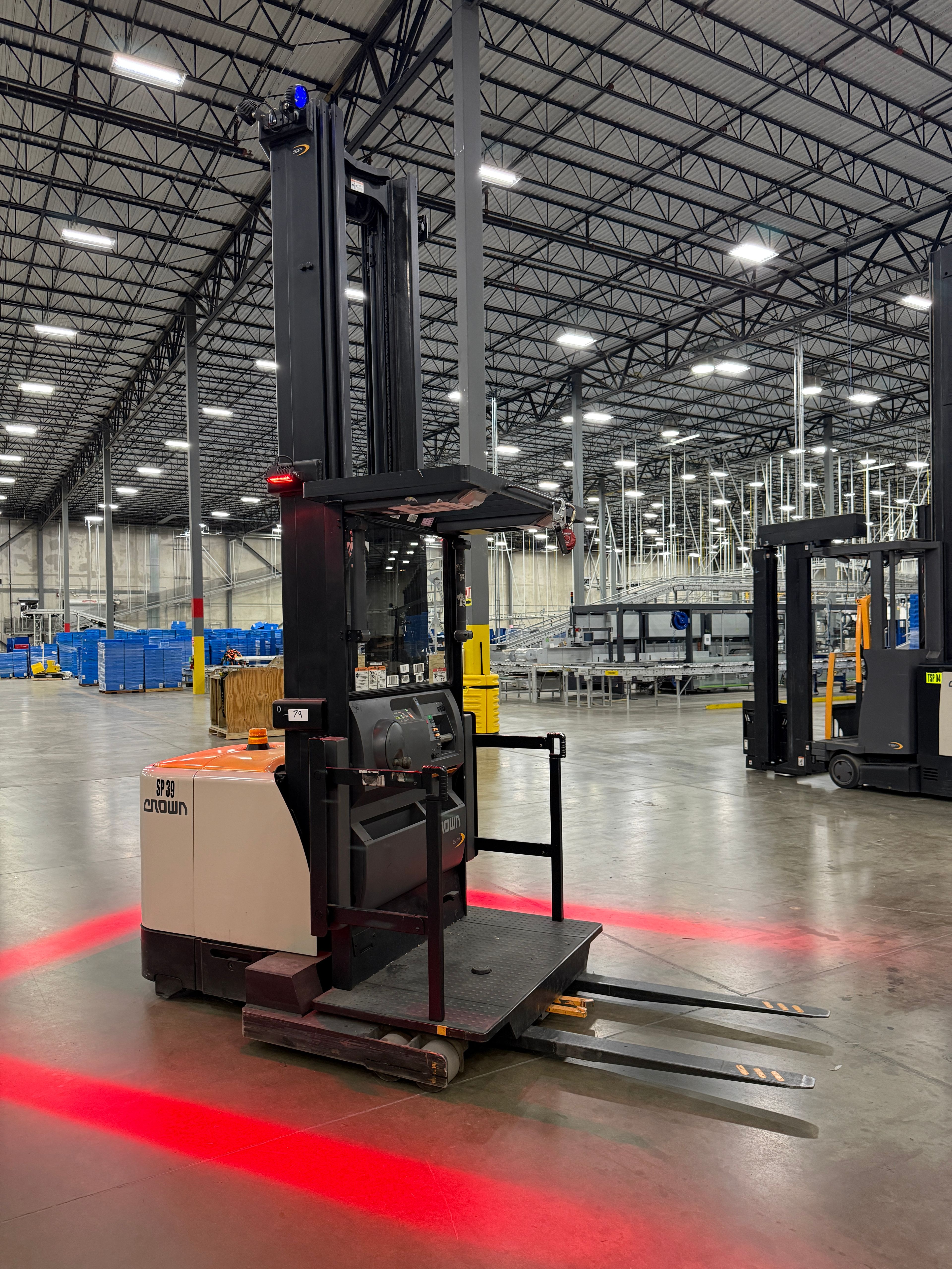 Crown Order Picker - SP-4000