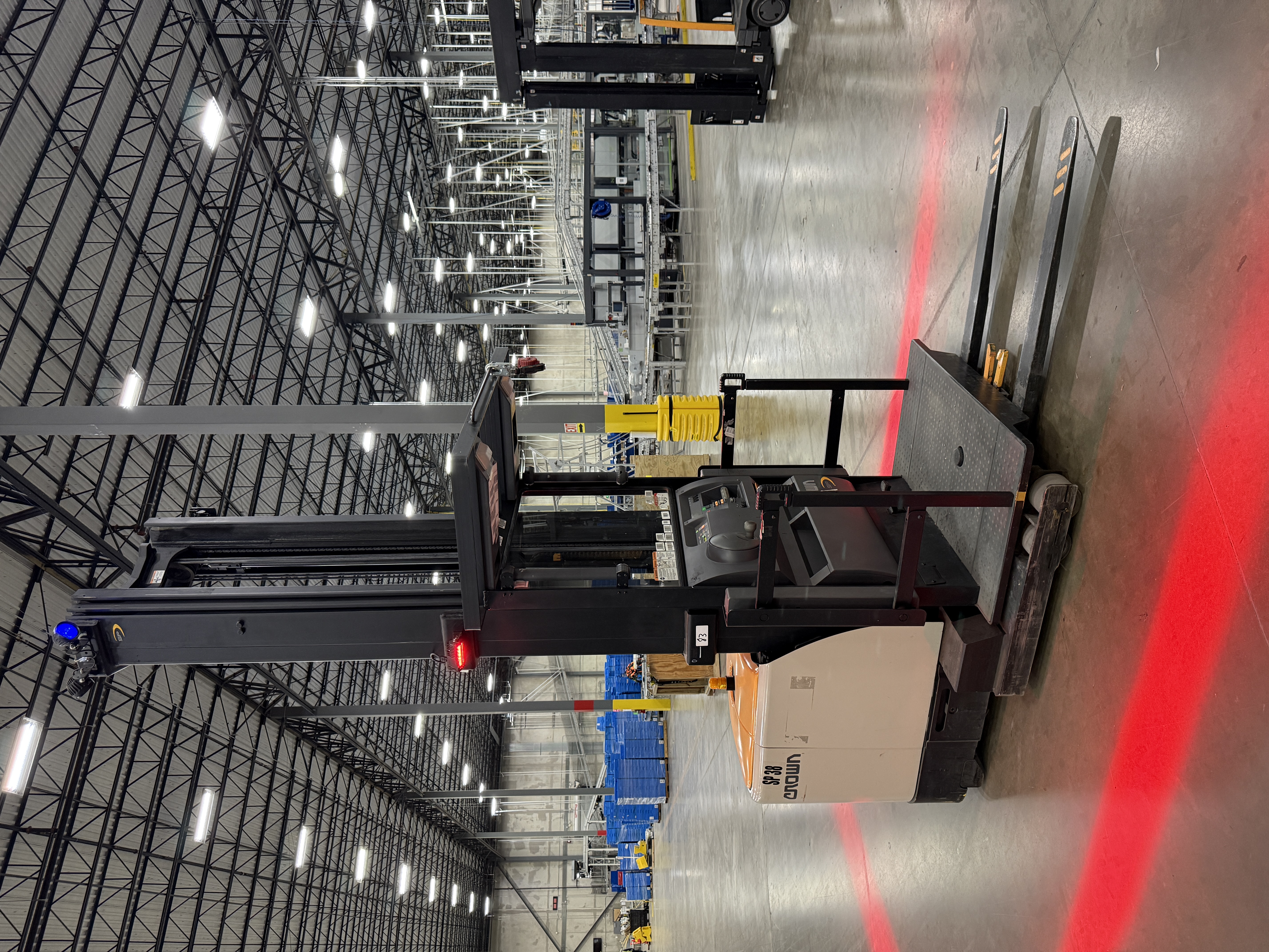Crown Order Picker - SP-4000