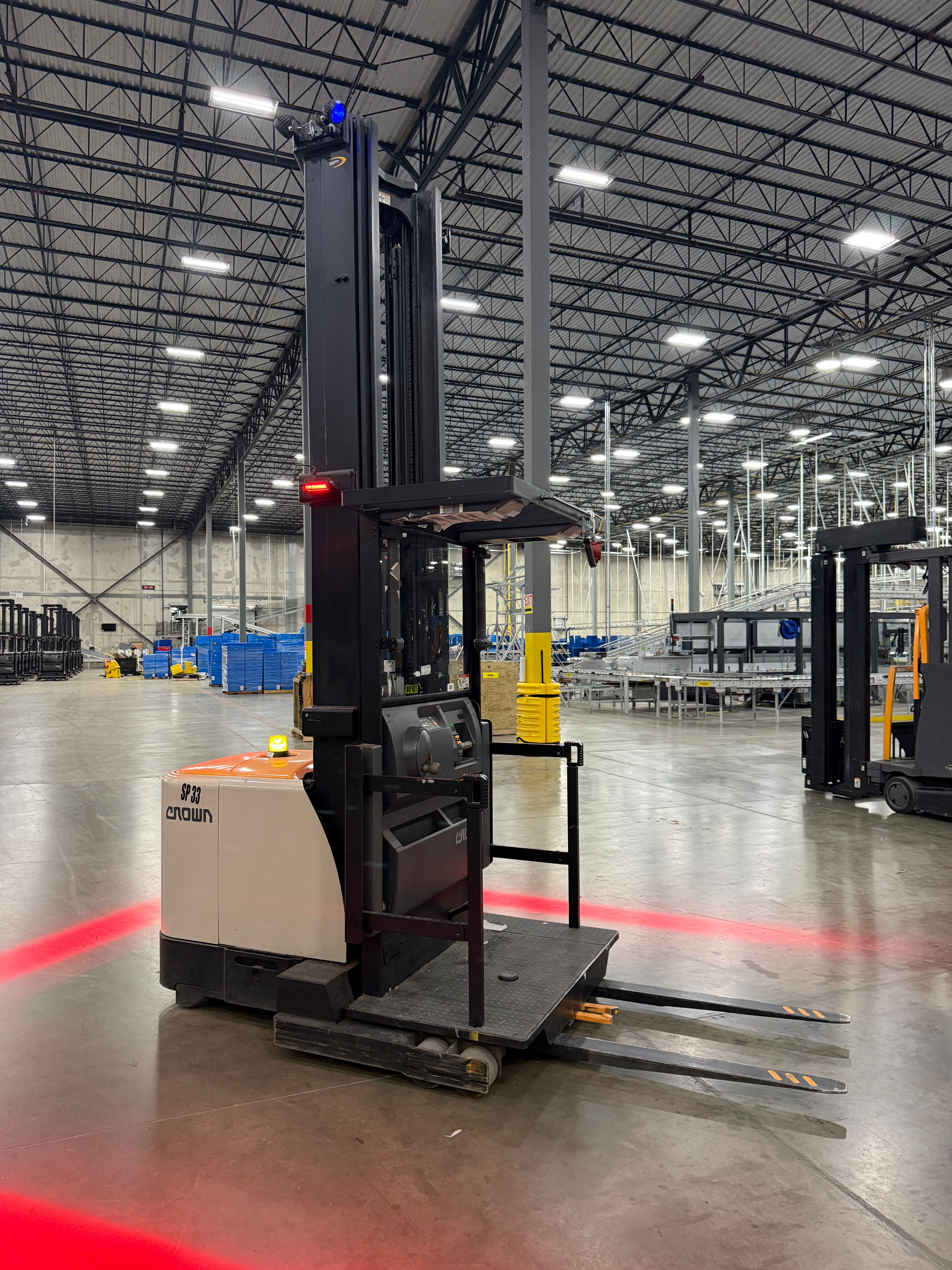 Crown Order Picker - SP-4000