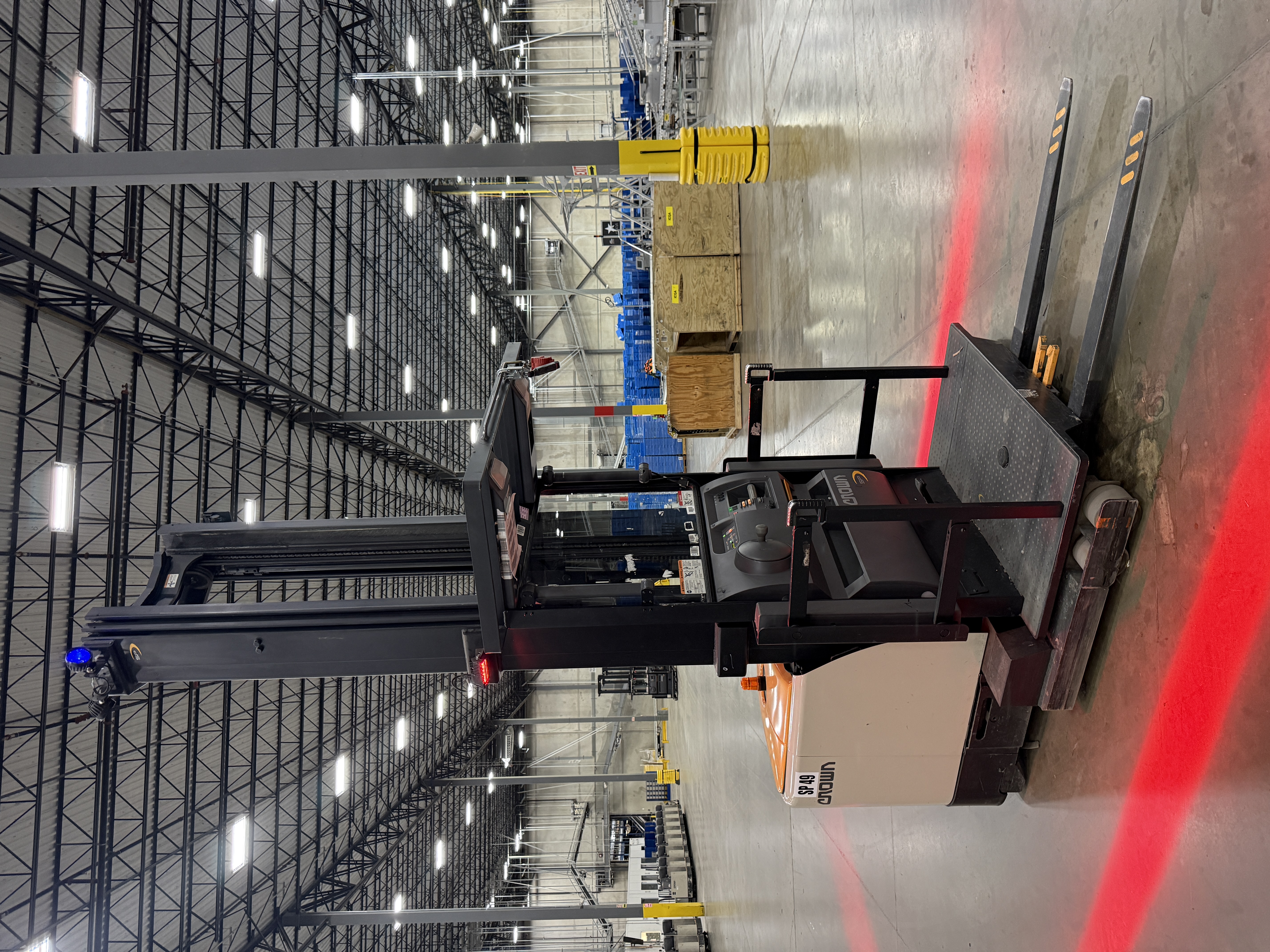 Crown Order Picker - SP-4000