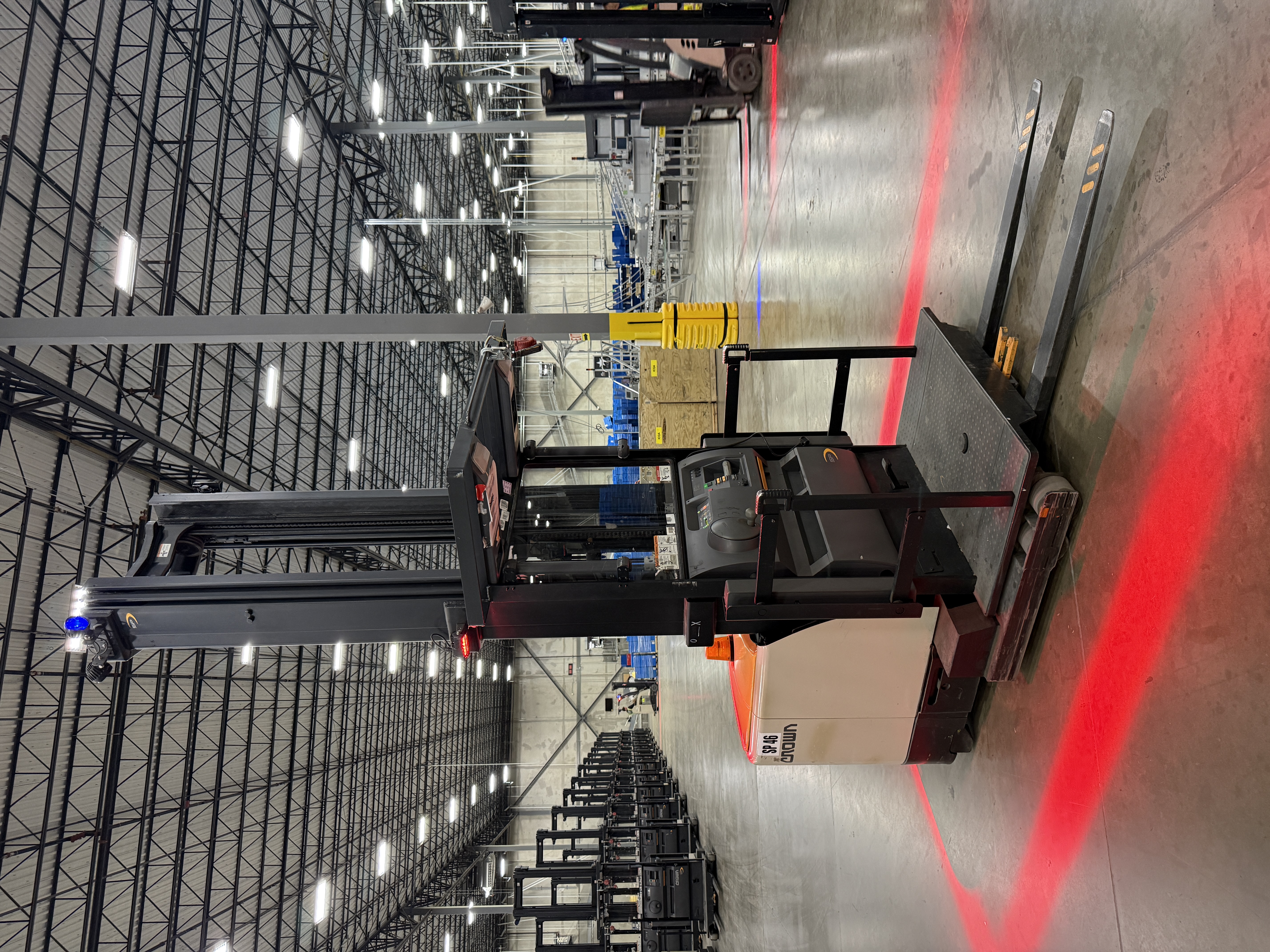 Crown Order Picker - SP-4000