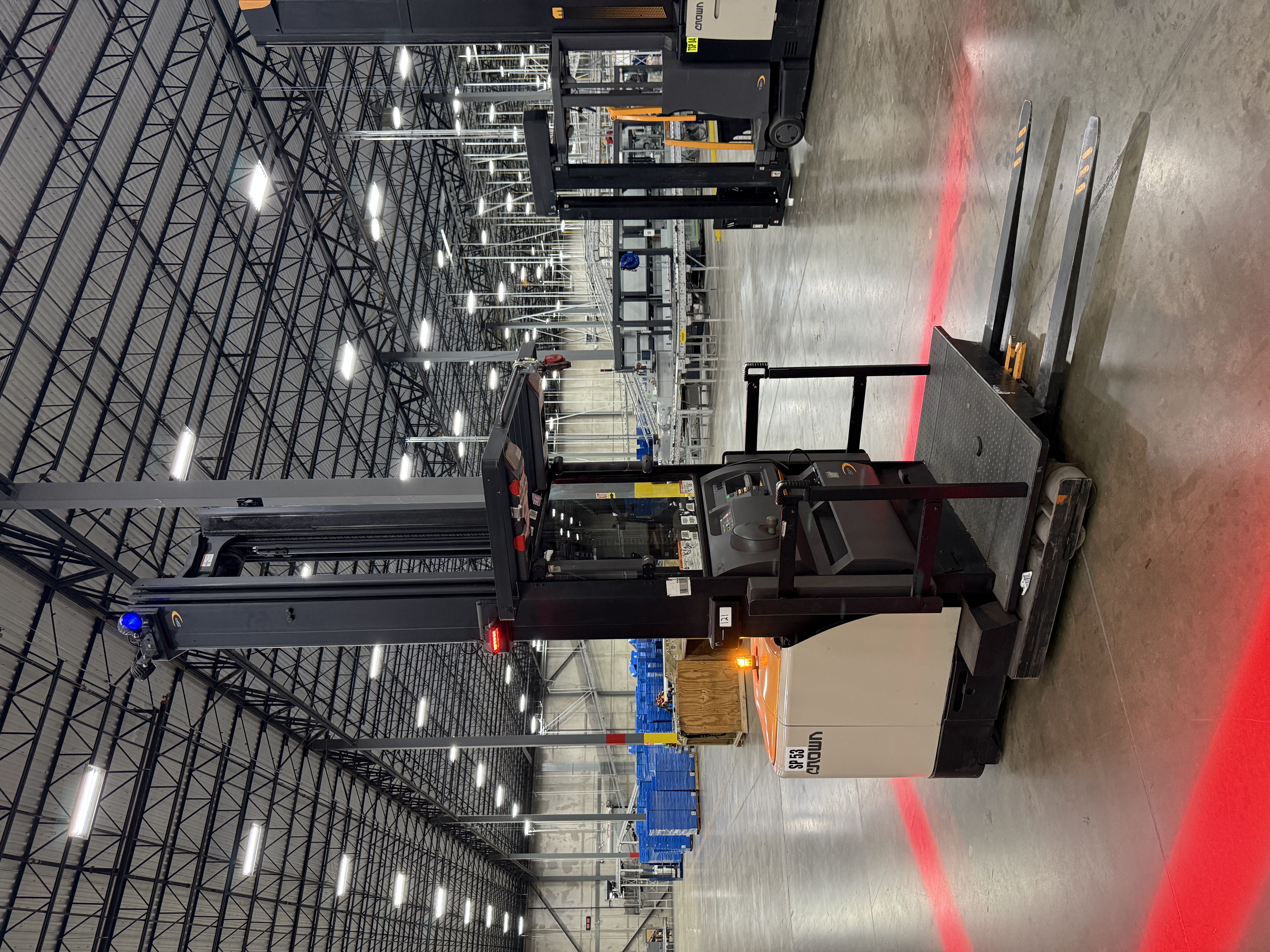 Crown Order Picker - SP-4000
