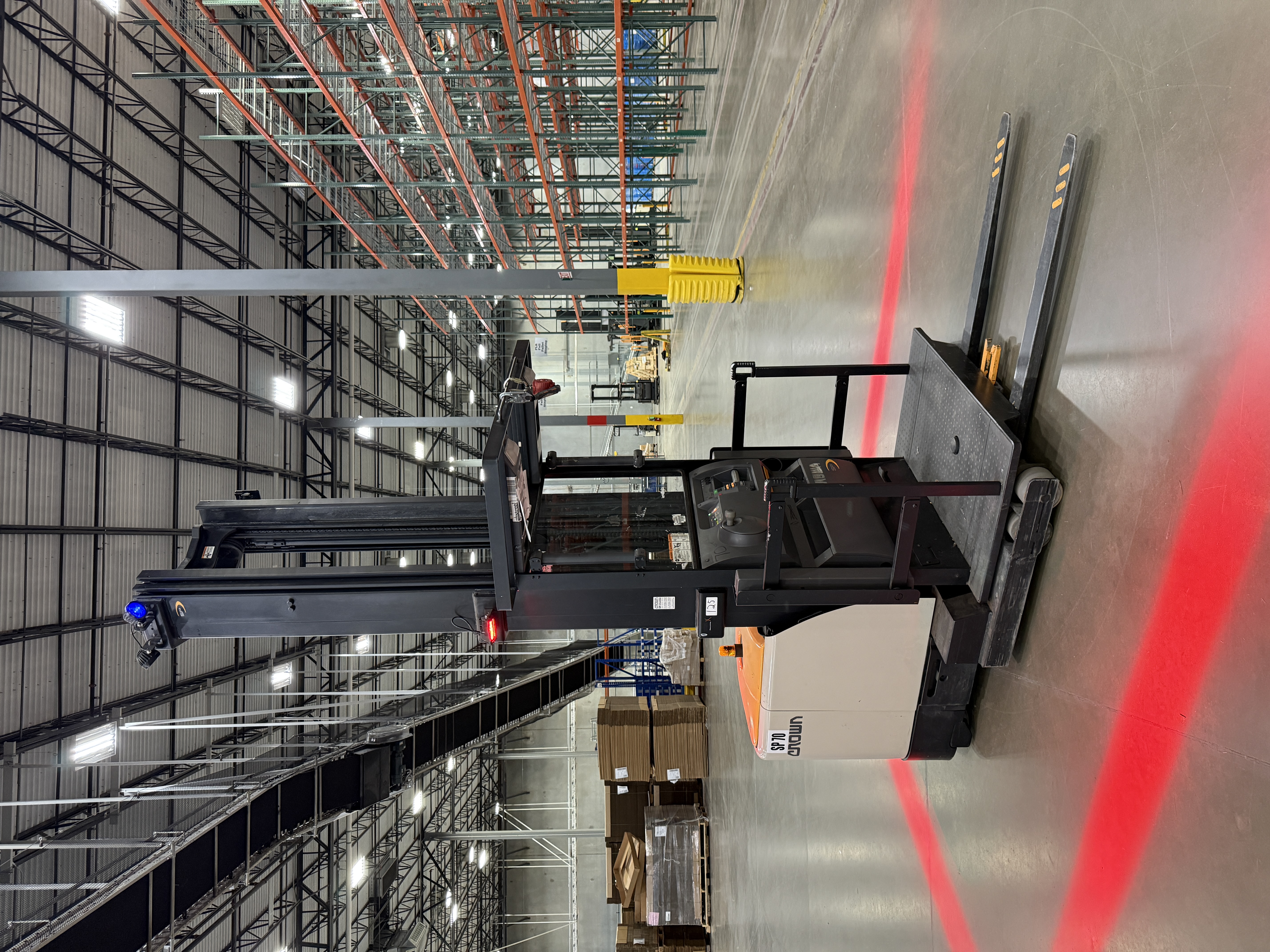 Crown Order Picker - SP-4000