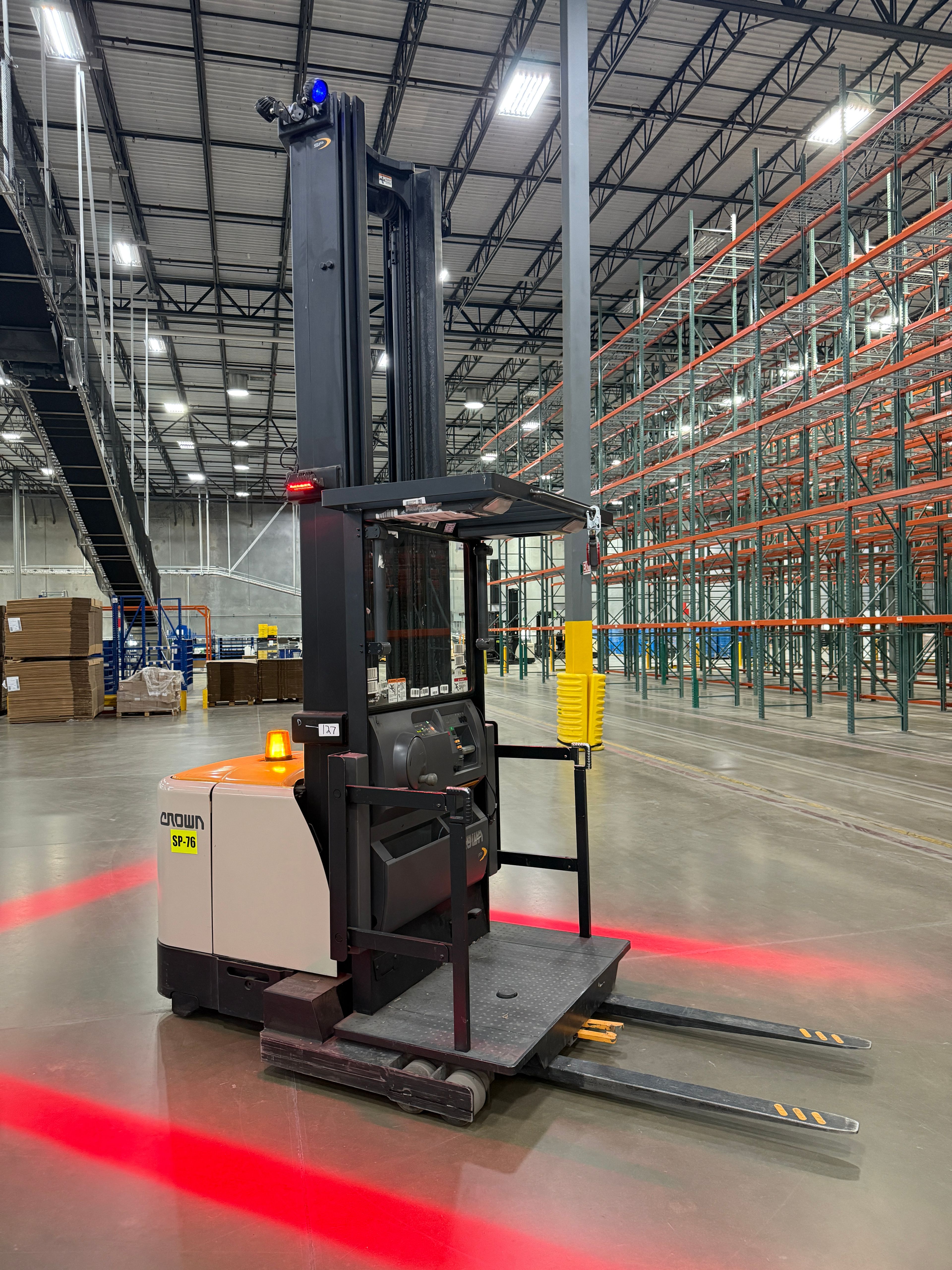 Crown Order Picker - SP-4000