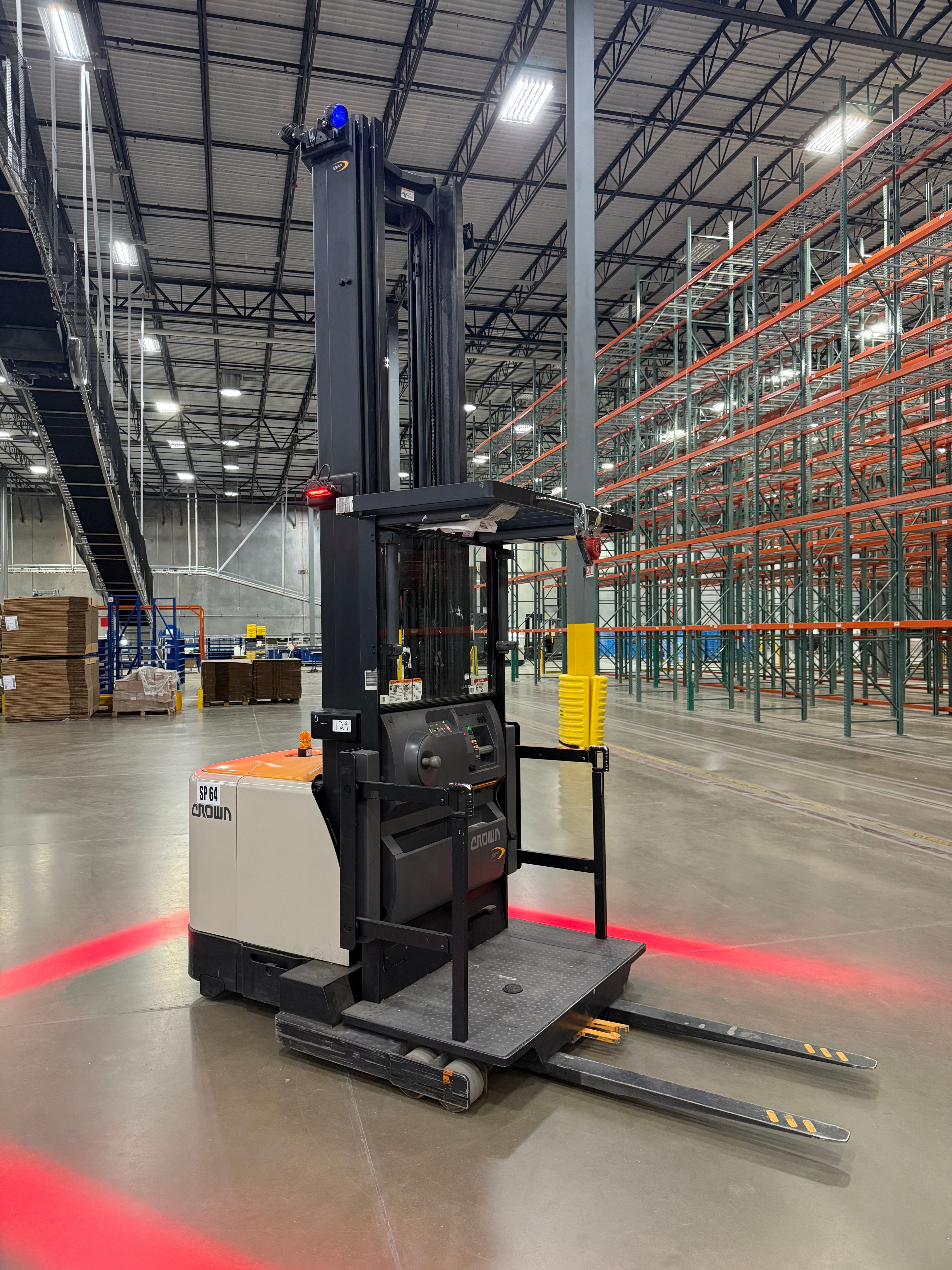 Crown Order Picker - SP-4000
