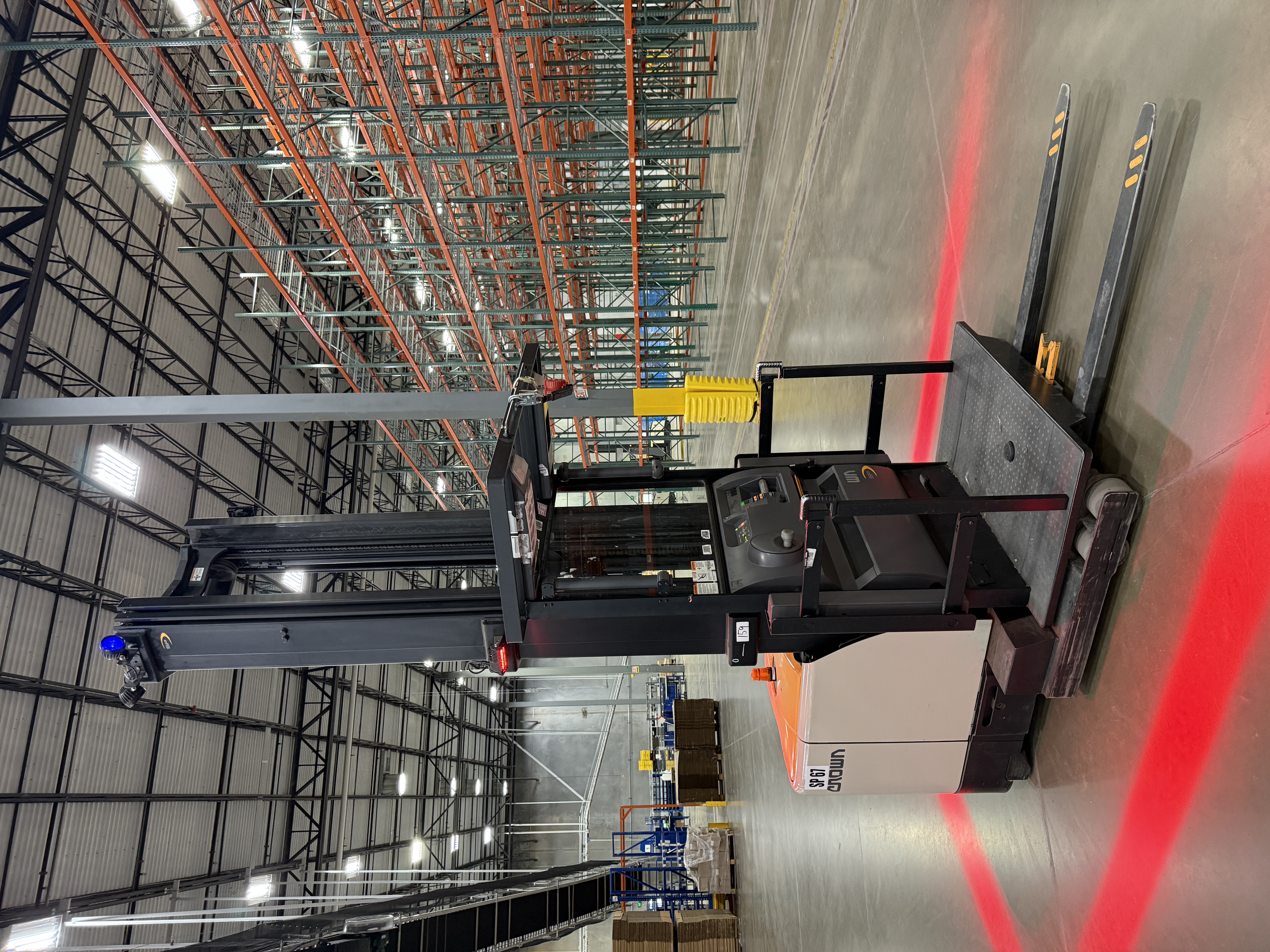 Crown Order Picker - SP-4000