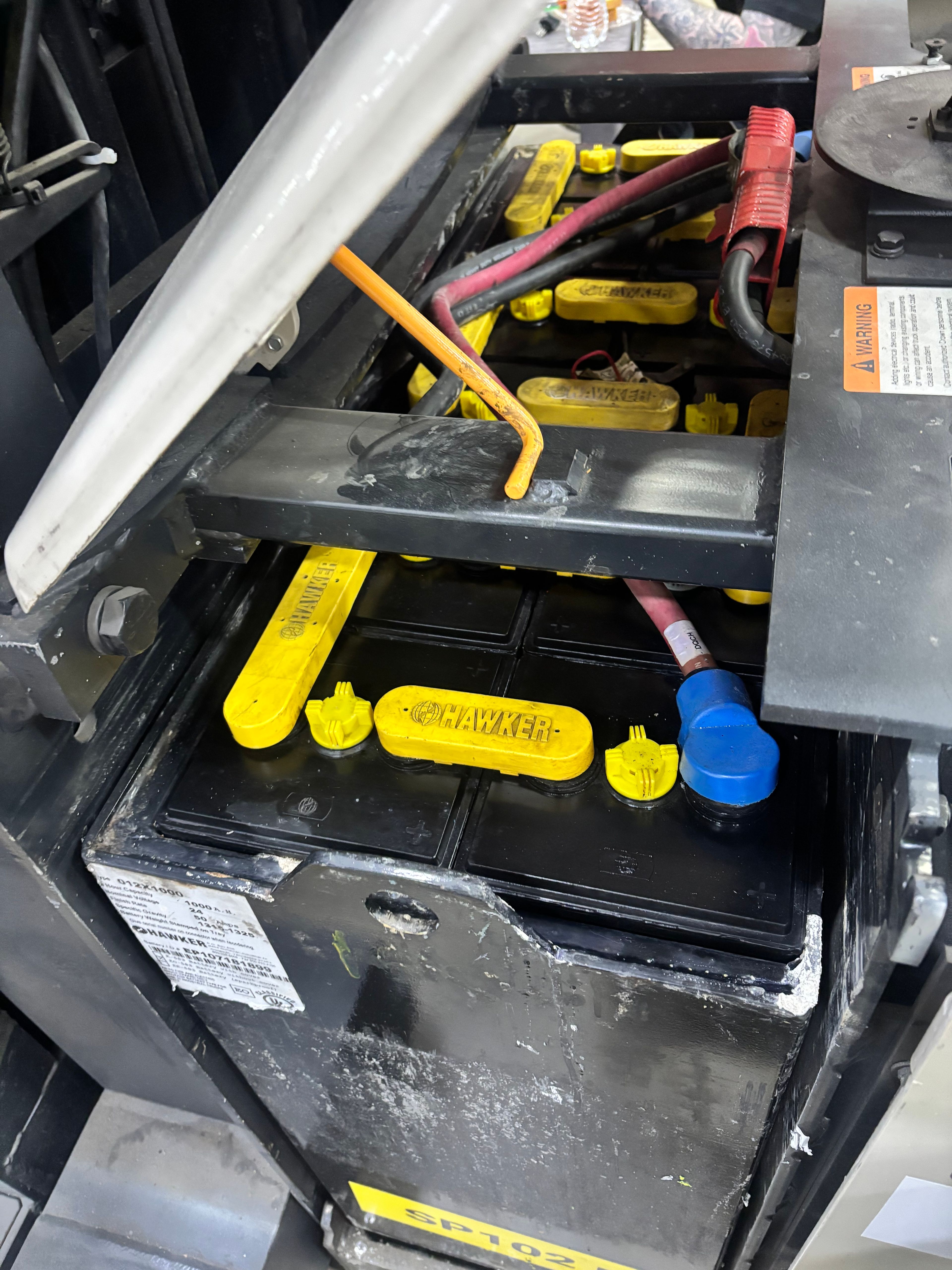 24 Volt Battery - Hawker - Document 2