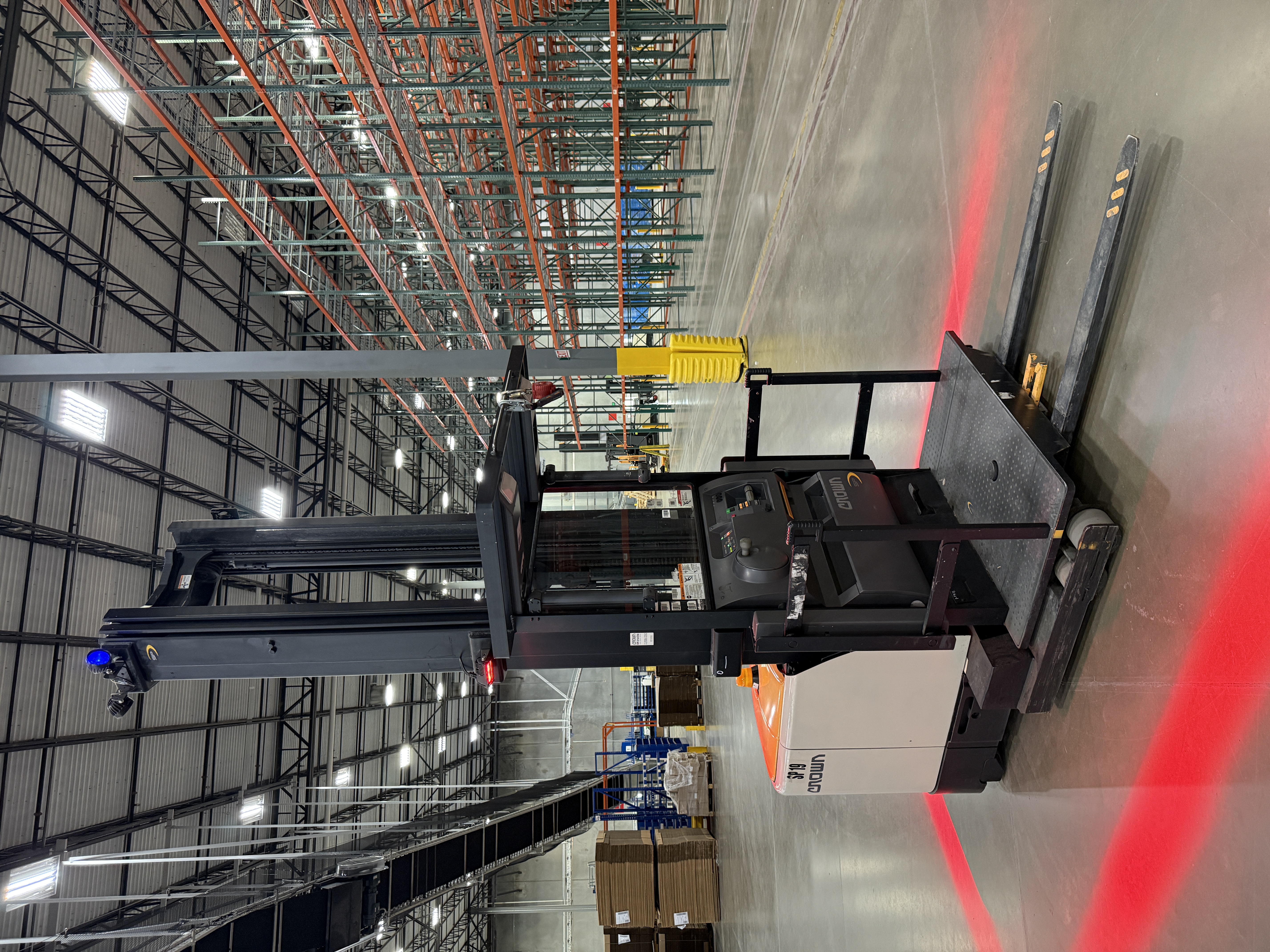 Crown Order Picker - SP-4000