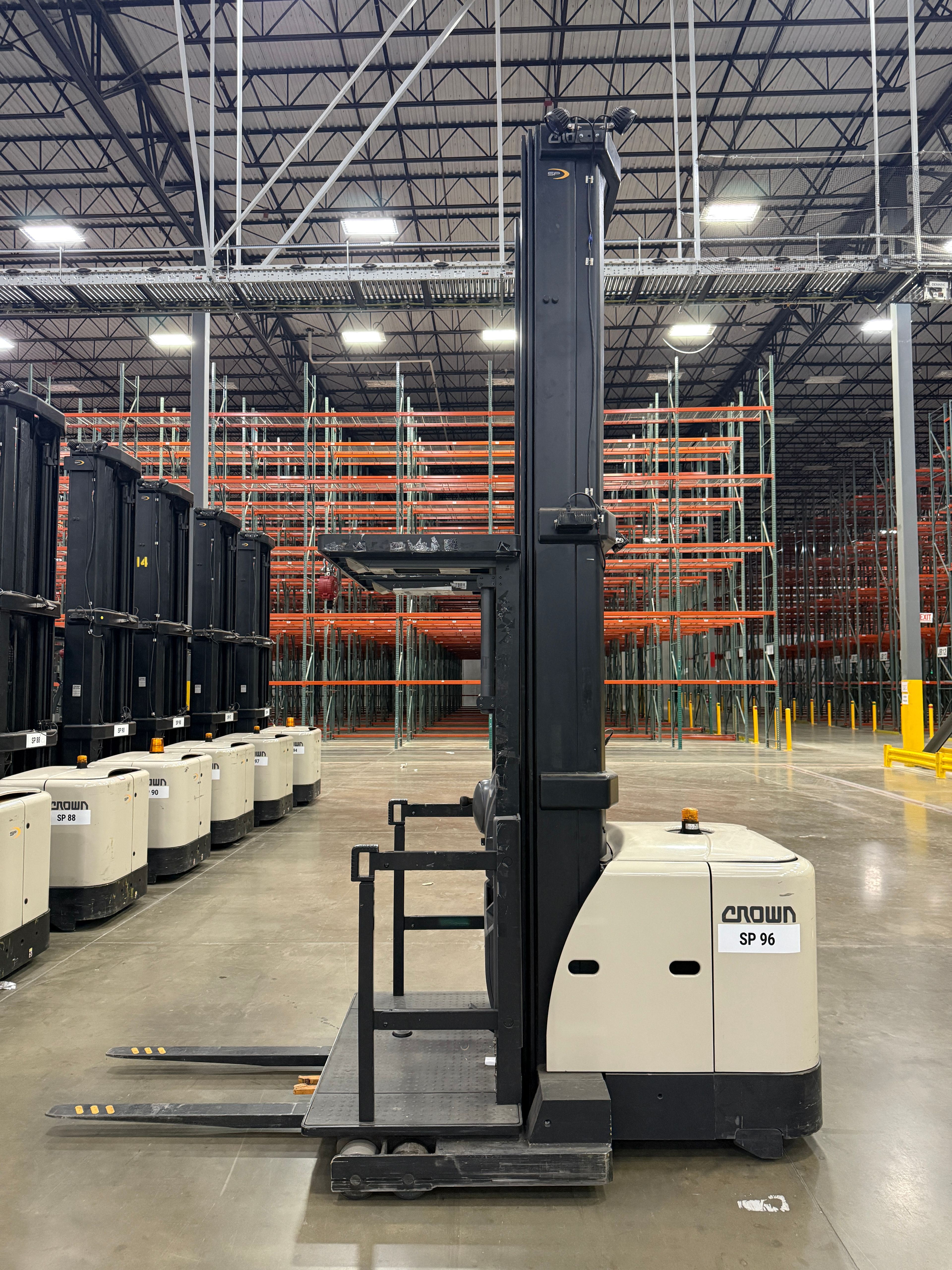 Crown Order Picker - SP-3500 - Document 4