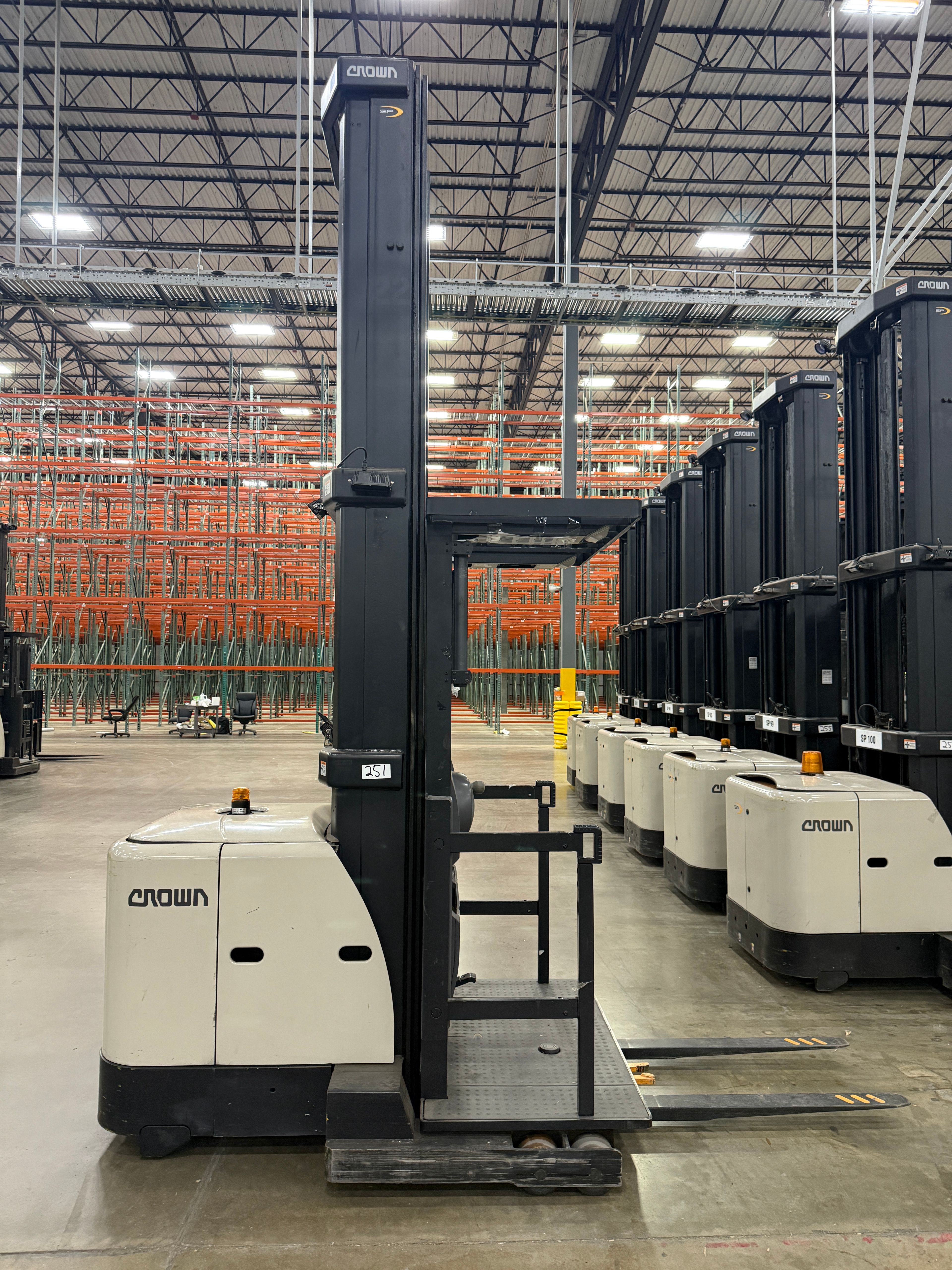 Crown Order Picker - SP-3500 - Document 4