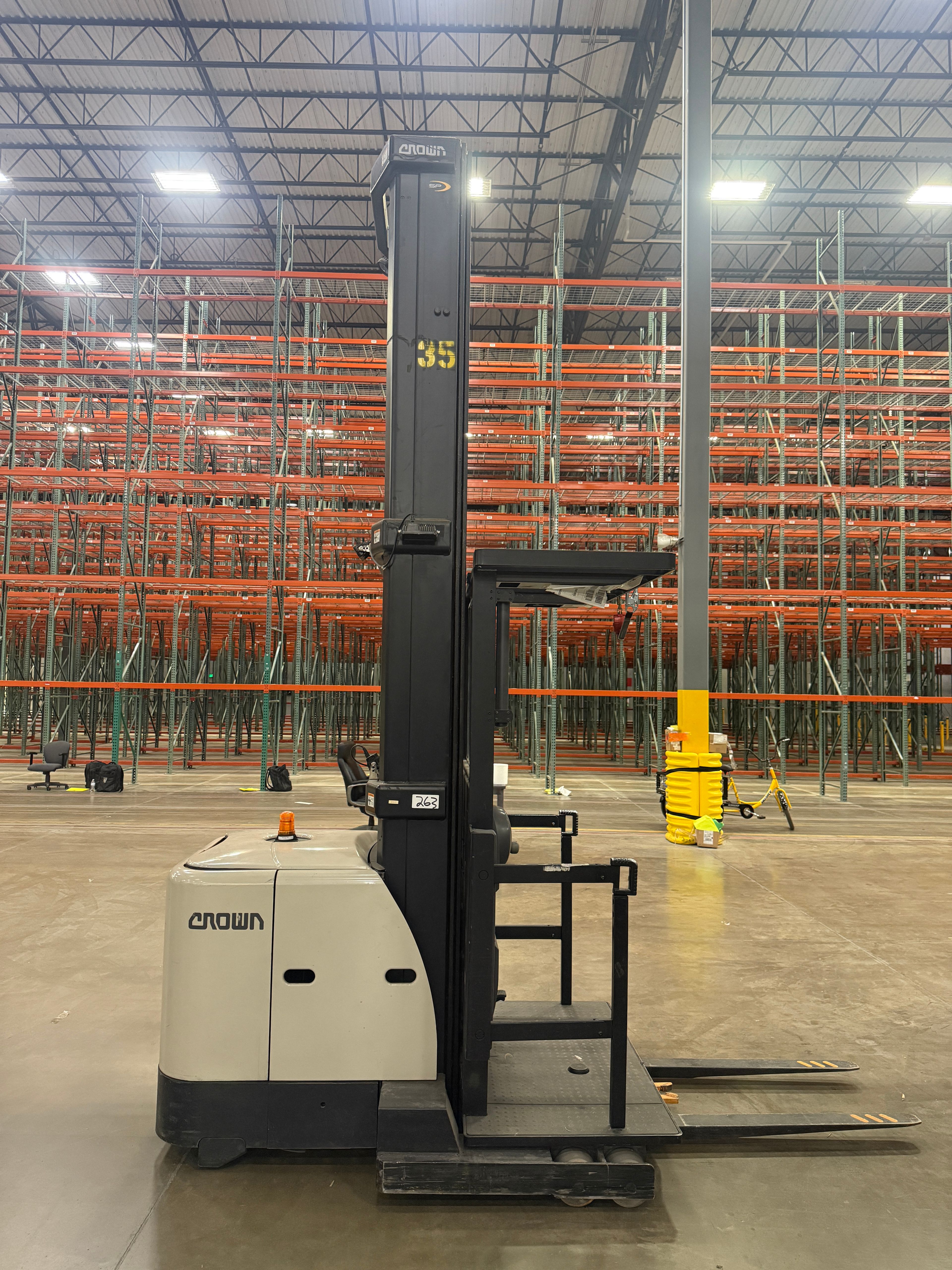 Crown Order Picker - SP-3500 - Document 4