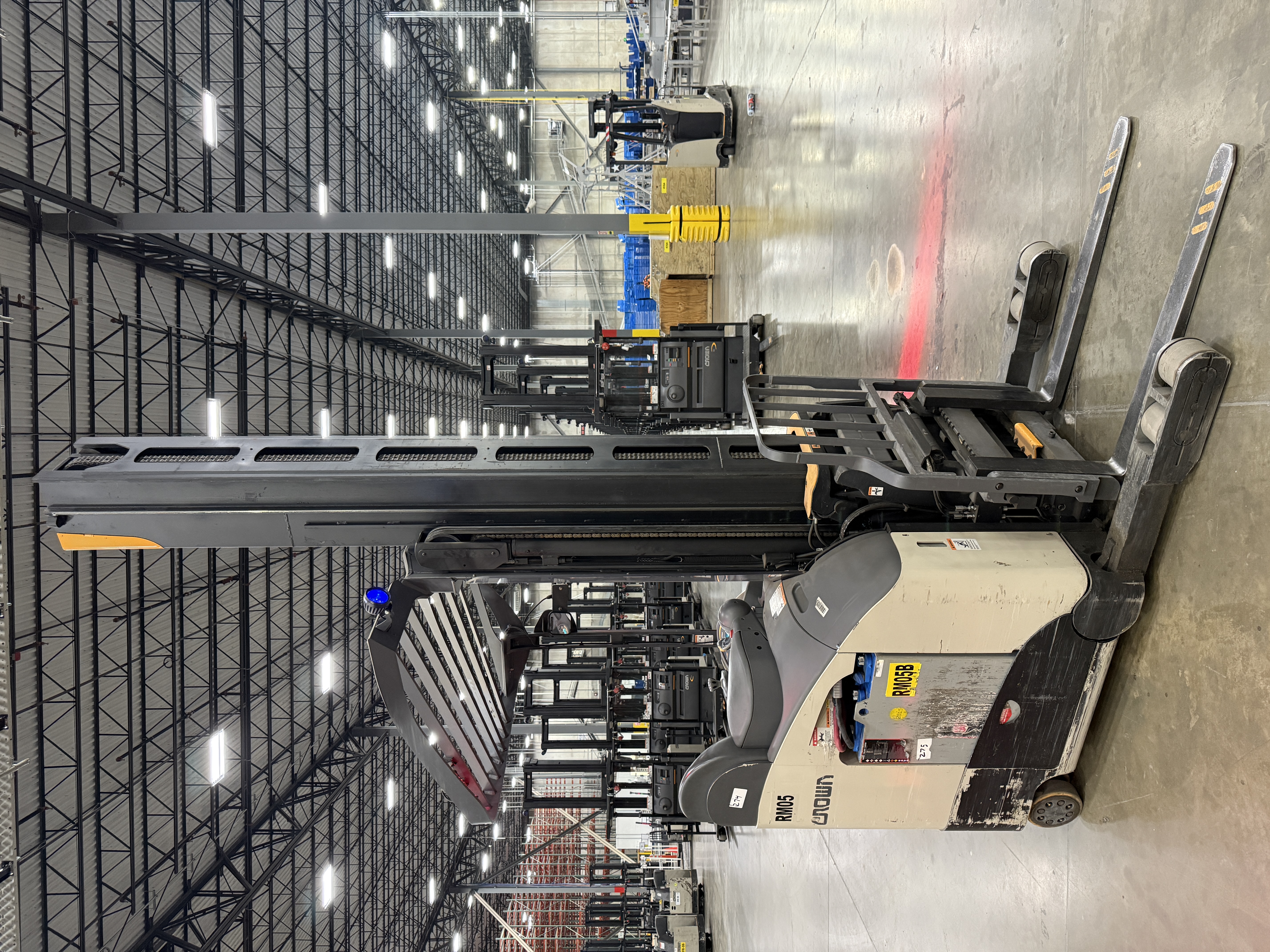 Crown Reach Truck - RM-6000