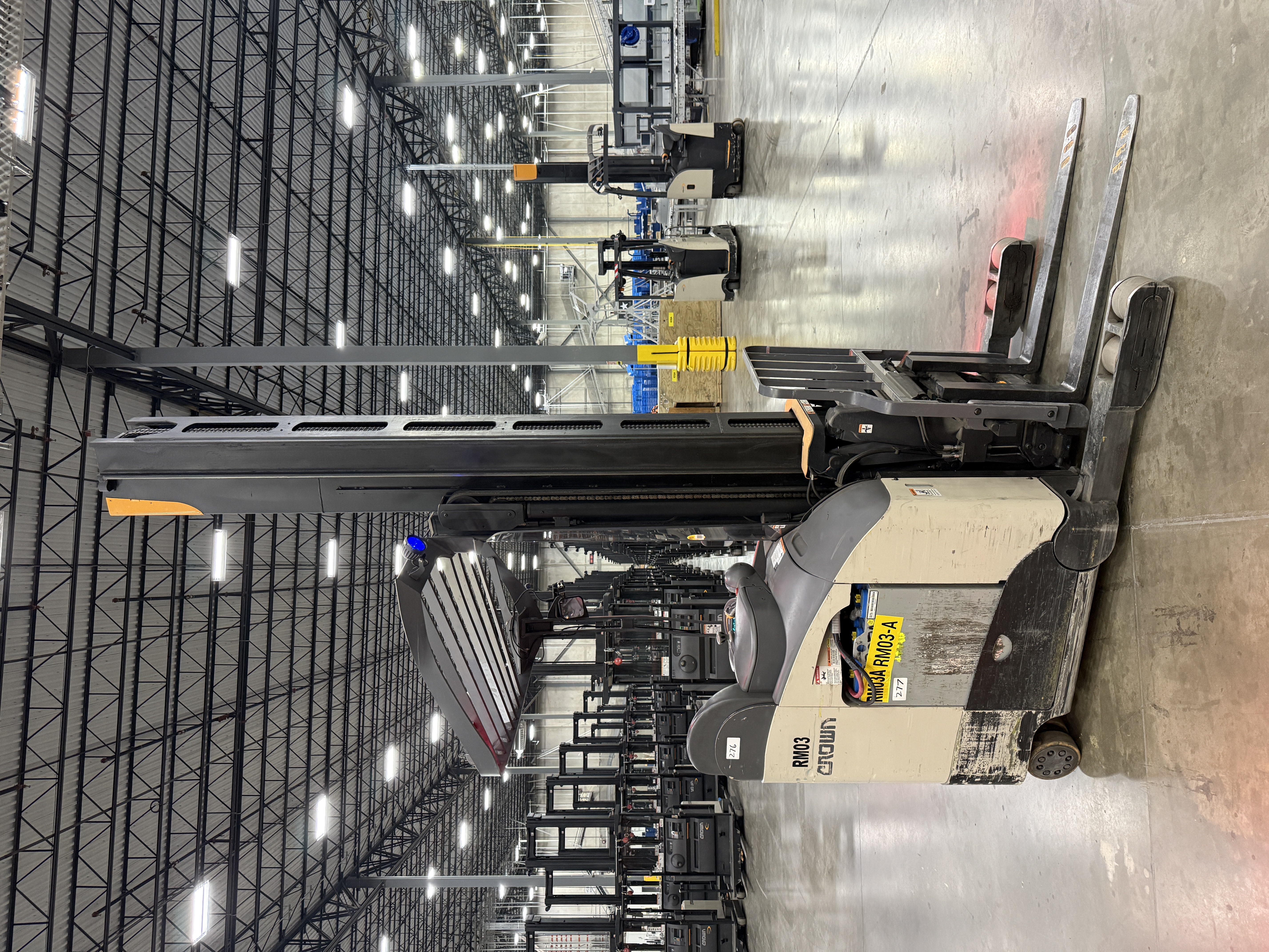 Crown Reach Truck - RM-6000