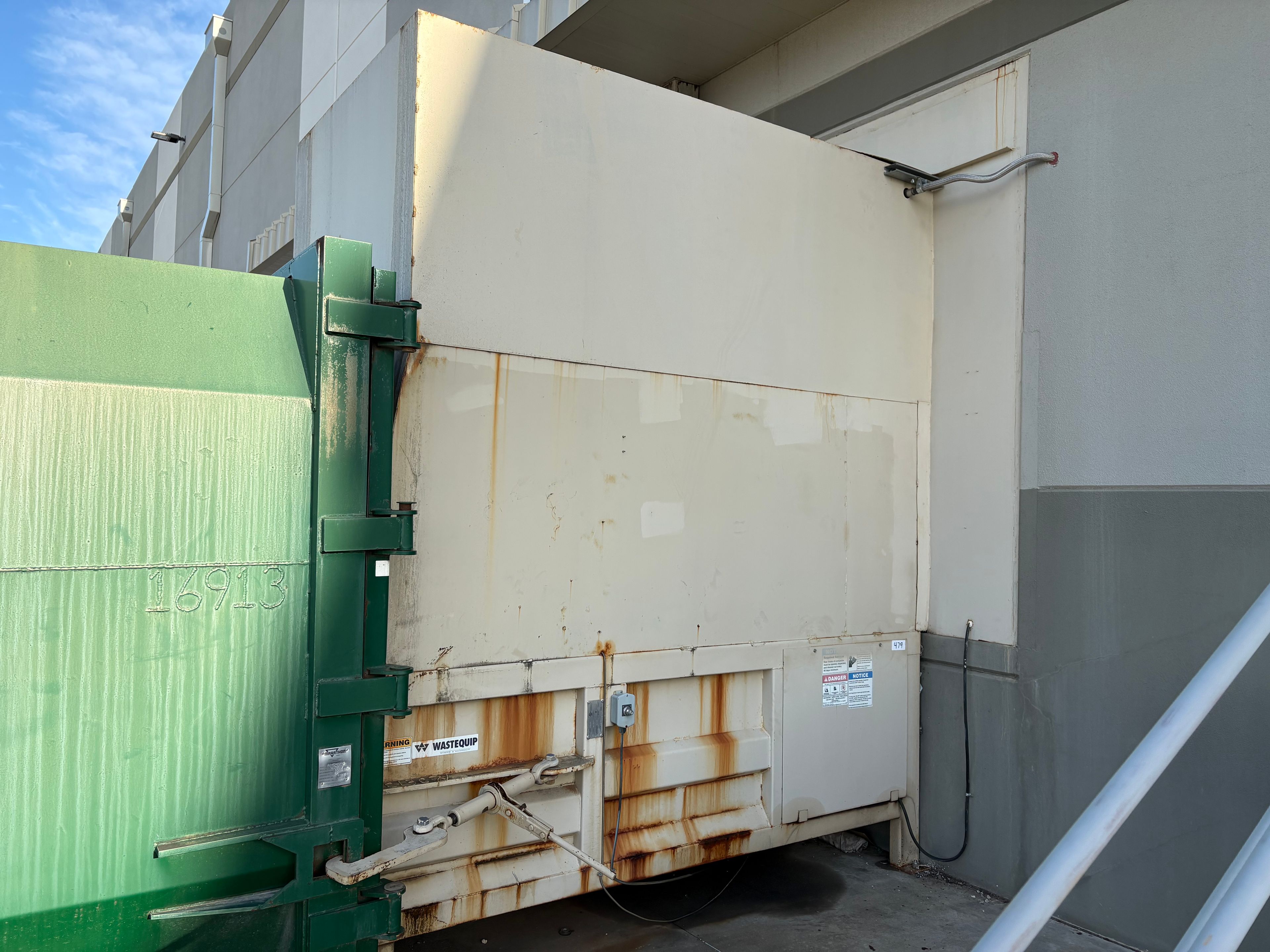 Waste Equipt  Door Compactor Unit - Model 245HD