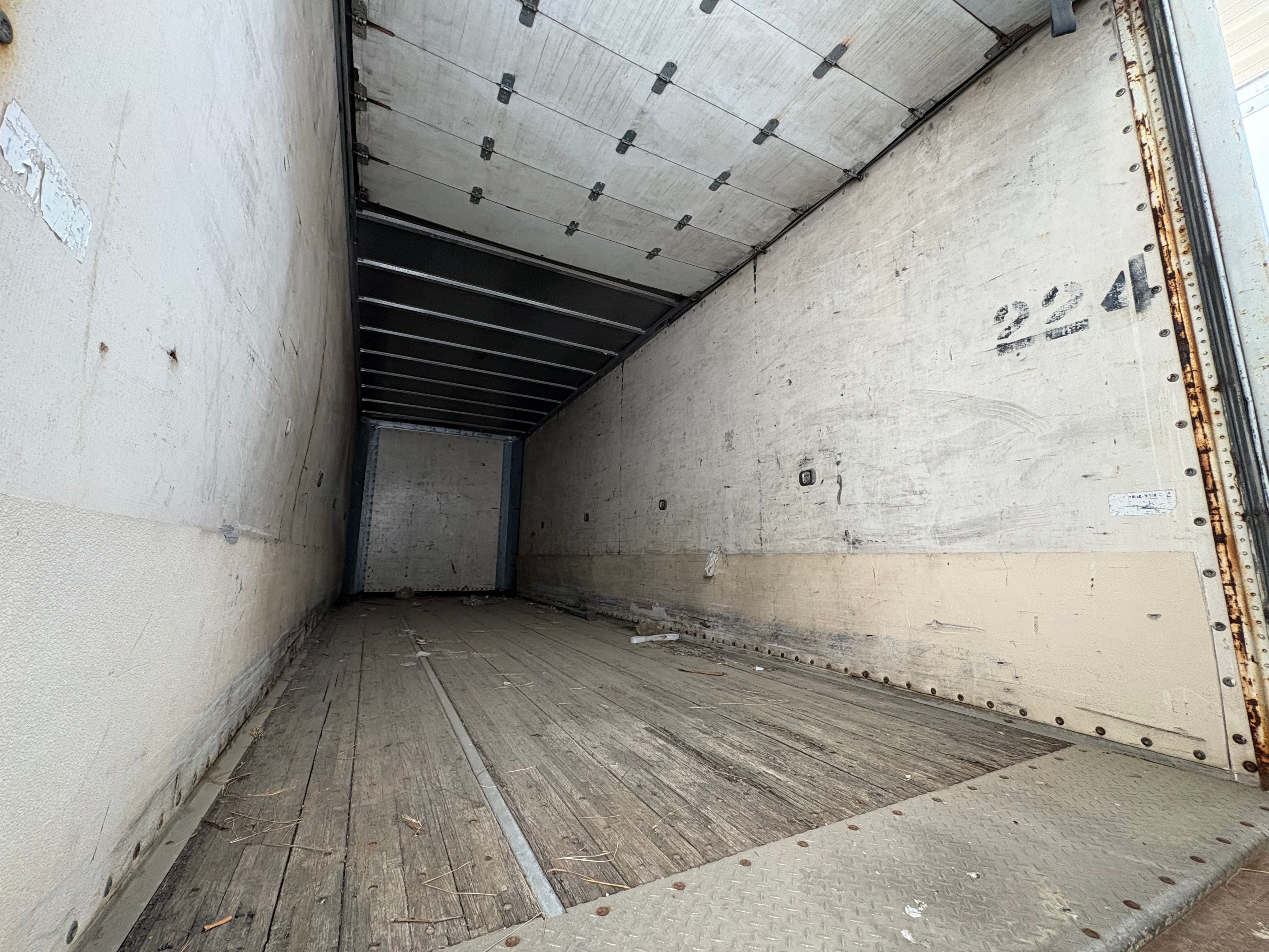 Fruehauf Box Trailer - 28' Standard Box Trailer - Document 5