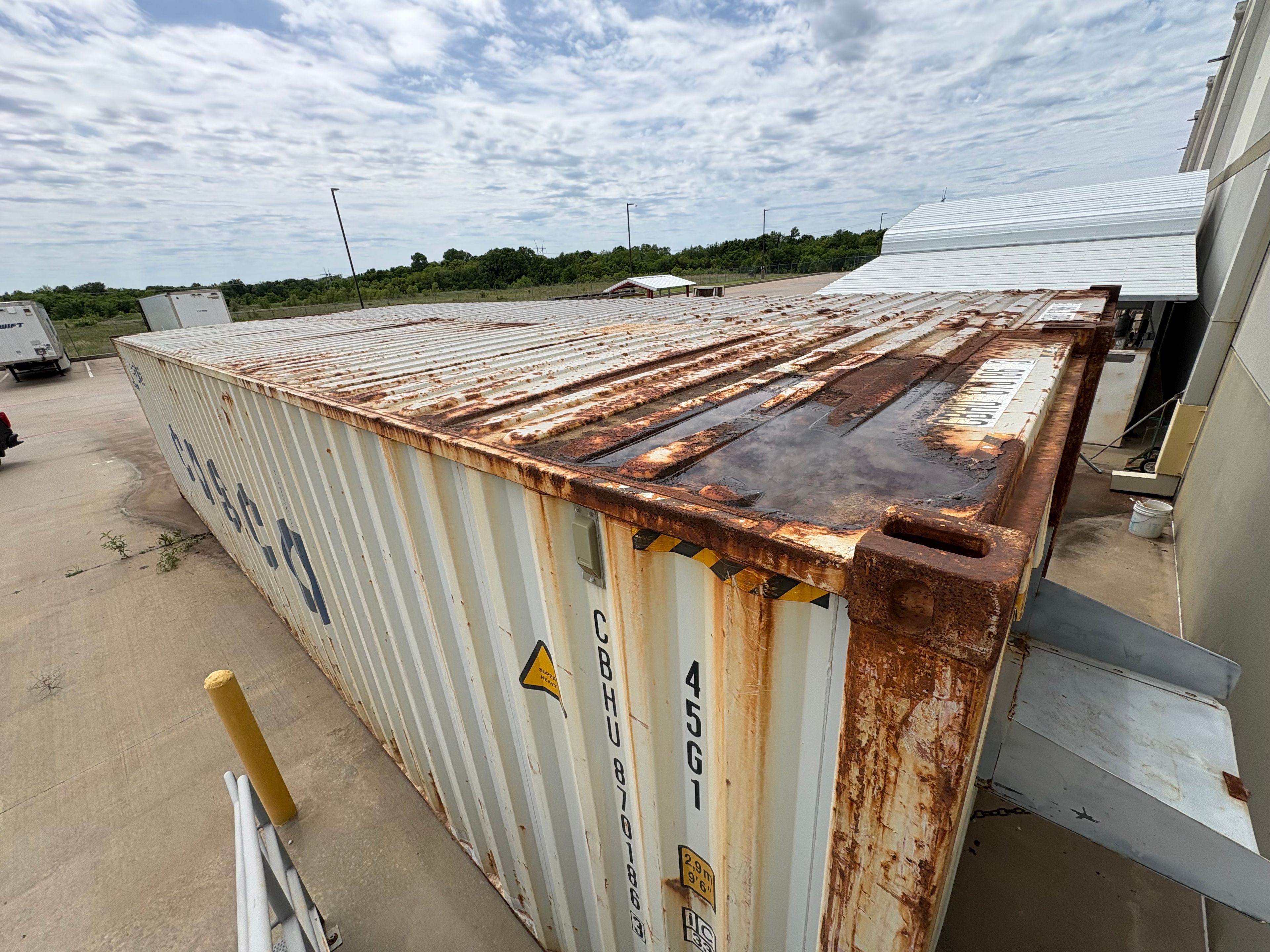 CIMC Storage Container - 40' x 8' x 116" - 2700 Cubic Feet - 3' x 3' Window Hole - Document 6