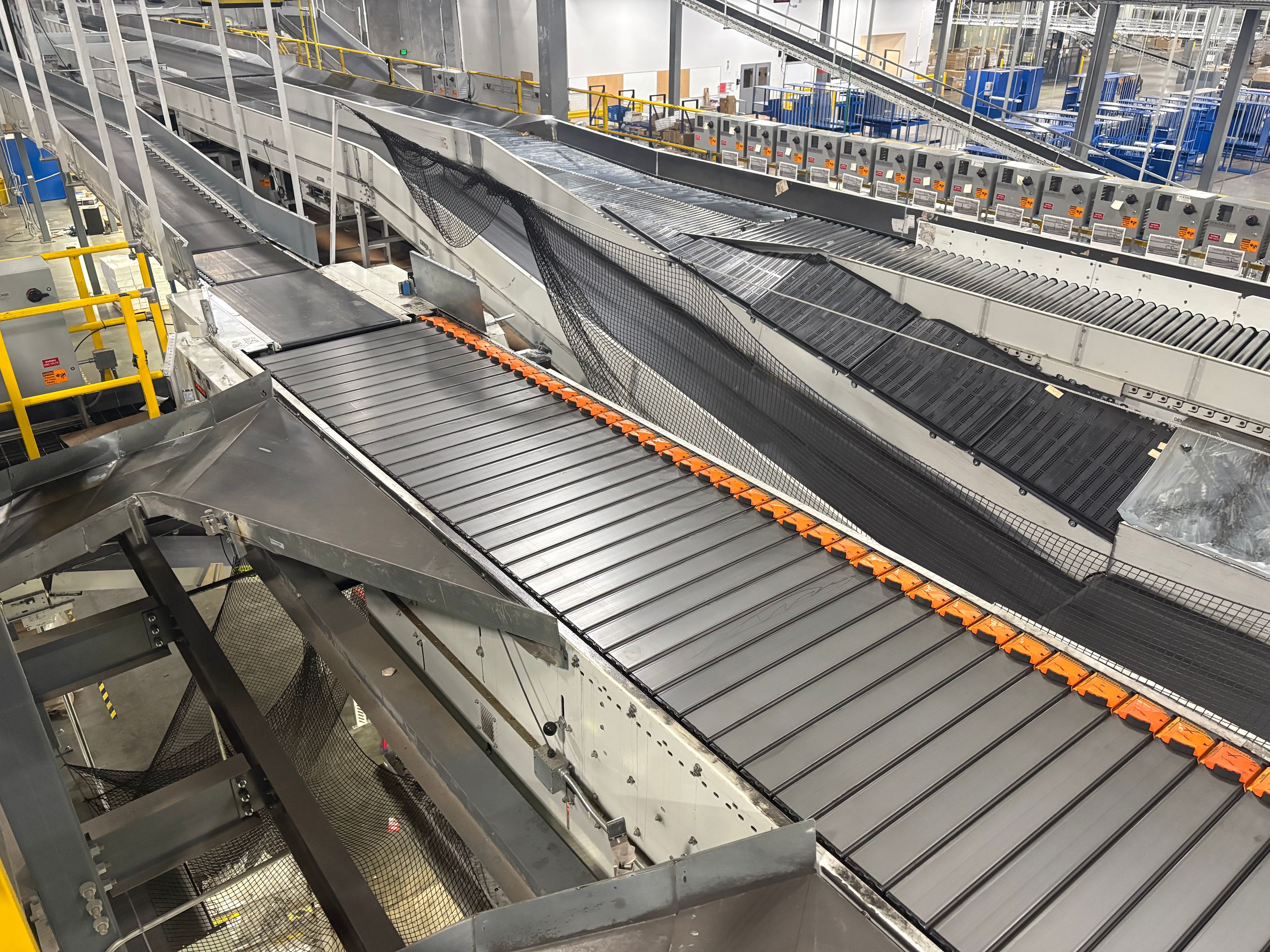 Dematic High-Rate Slat Sorter - Model 2420 RS200 Plus - 282' 4" x 54" x 39" - Document 7