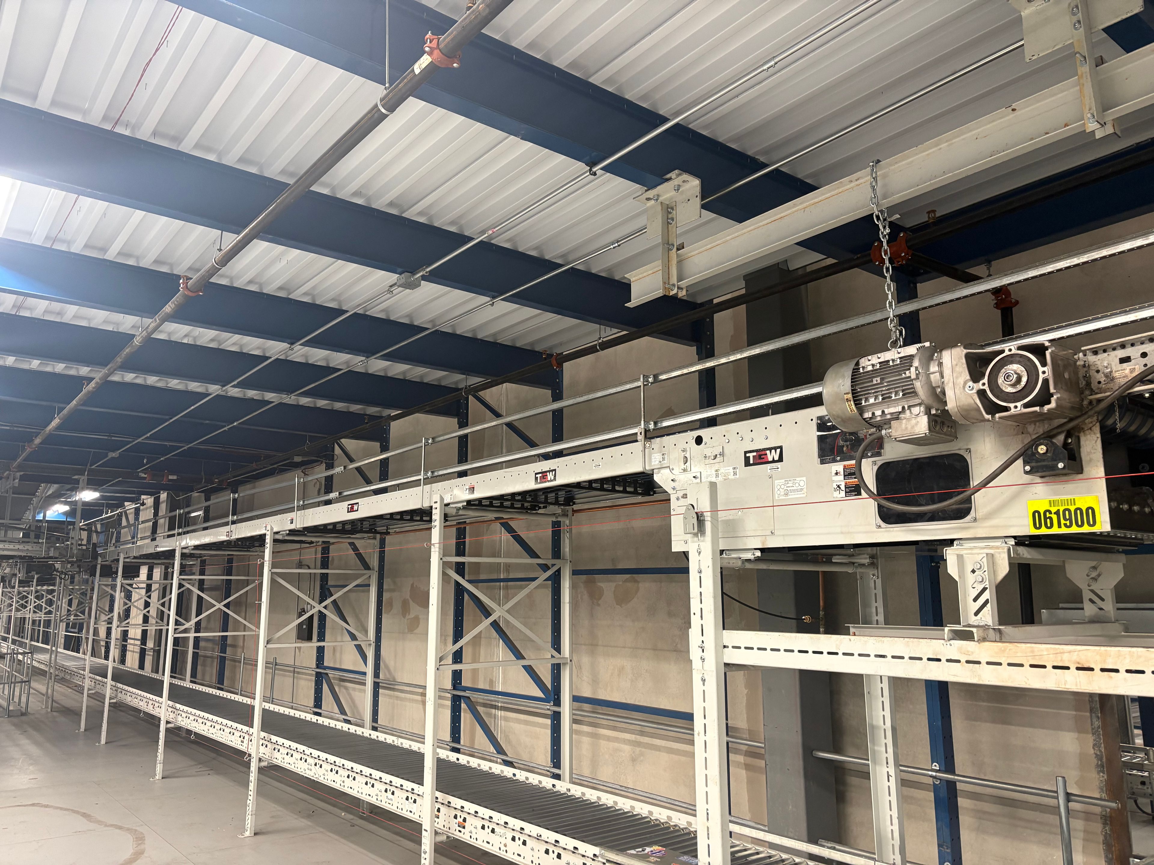 TGW Narrow Belt Sorter - NBS 30/90 - 149' 4" x 30" x 22" - 3 Send-Offs